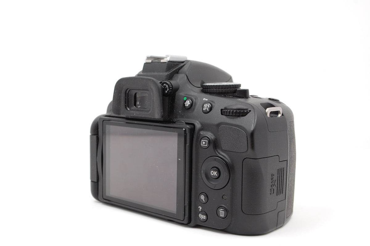 USED Nikon D5100 Digital SLR Body - FOR PARTS, NOT WORKING