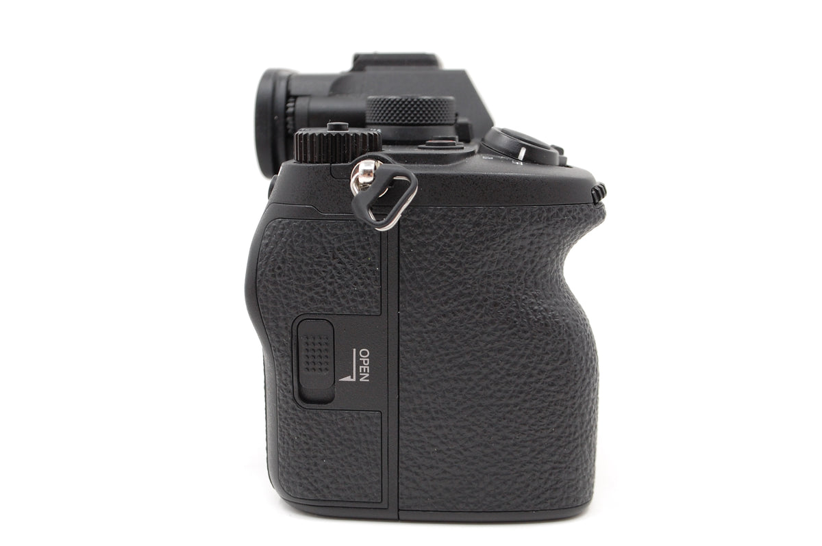 Used Sony A7R V Mirrorless Camera