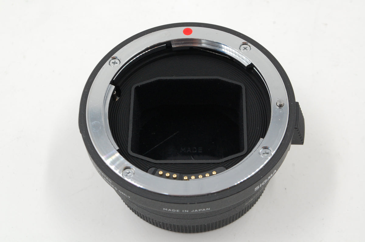 USED Sigma MC-11 Mount Converter (Canon EF-Mount Lenses to Sony E)