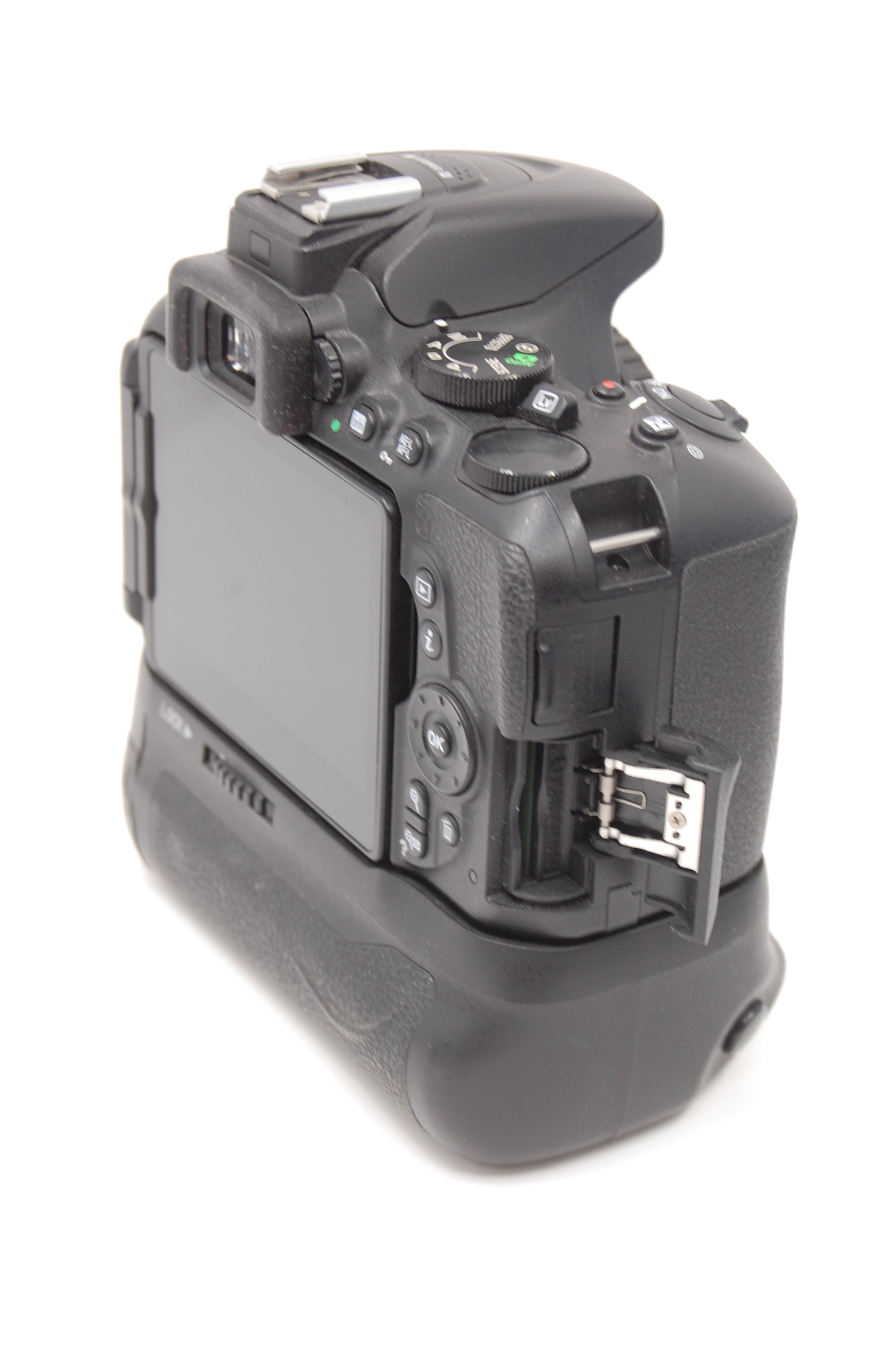 USED Nikon D5500 DSLR Camera Body Black