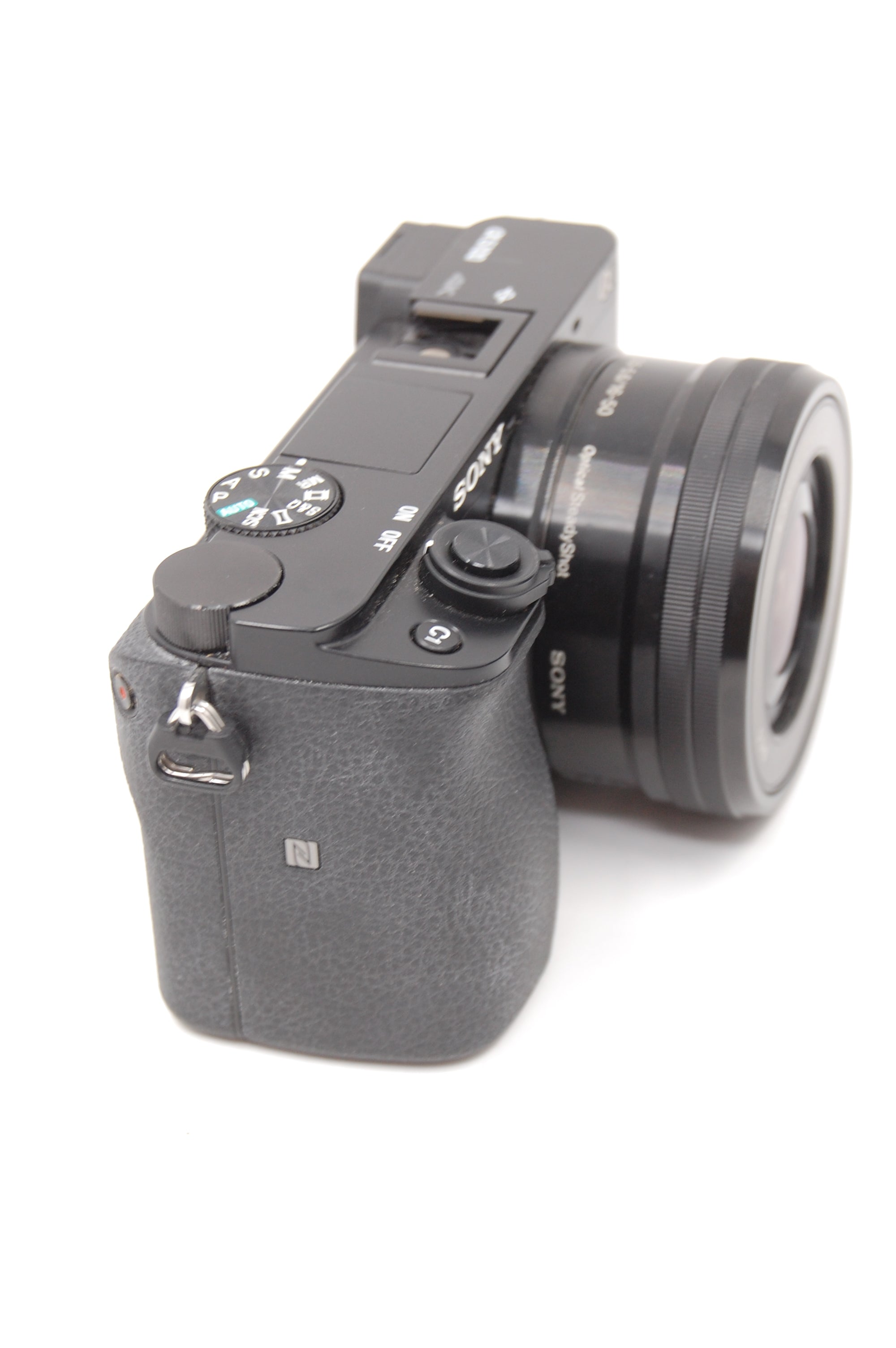 USED Sony Alpha a6100 Mirrorless Digital Camera with 16-50mm