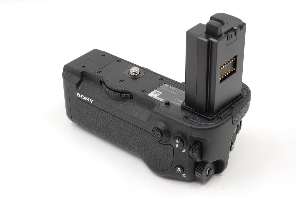 Used Sony VG-C5 Vertical Grip