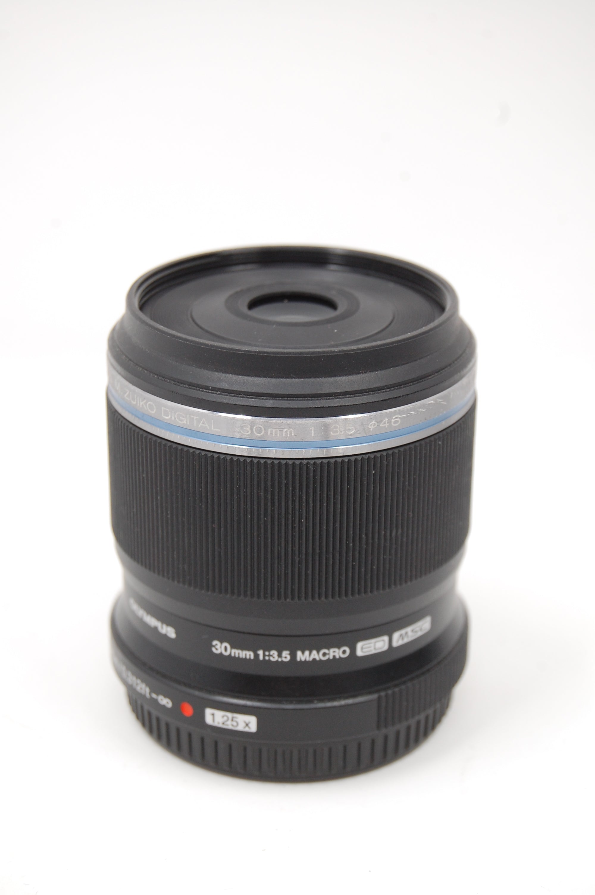 Used Olympus 30mm F3.5 Macro M.Zuiko Digital  ED Lens for Micro Four Thirds (Black)