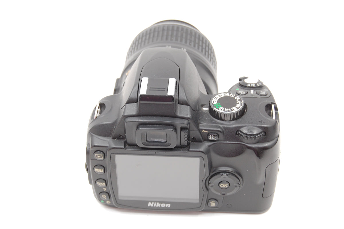 USED Nikon D60 Digital SLR w/ 18-55mm