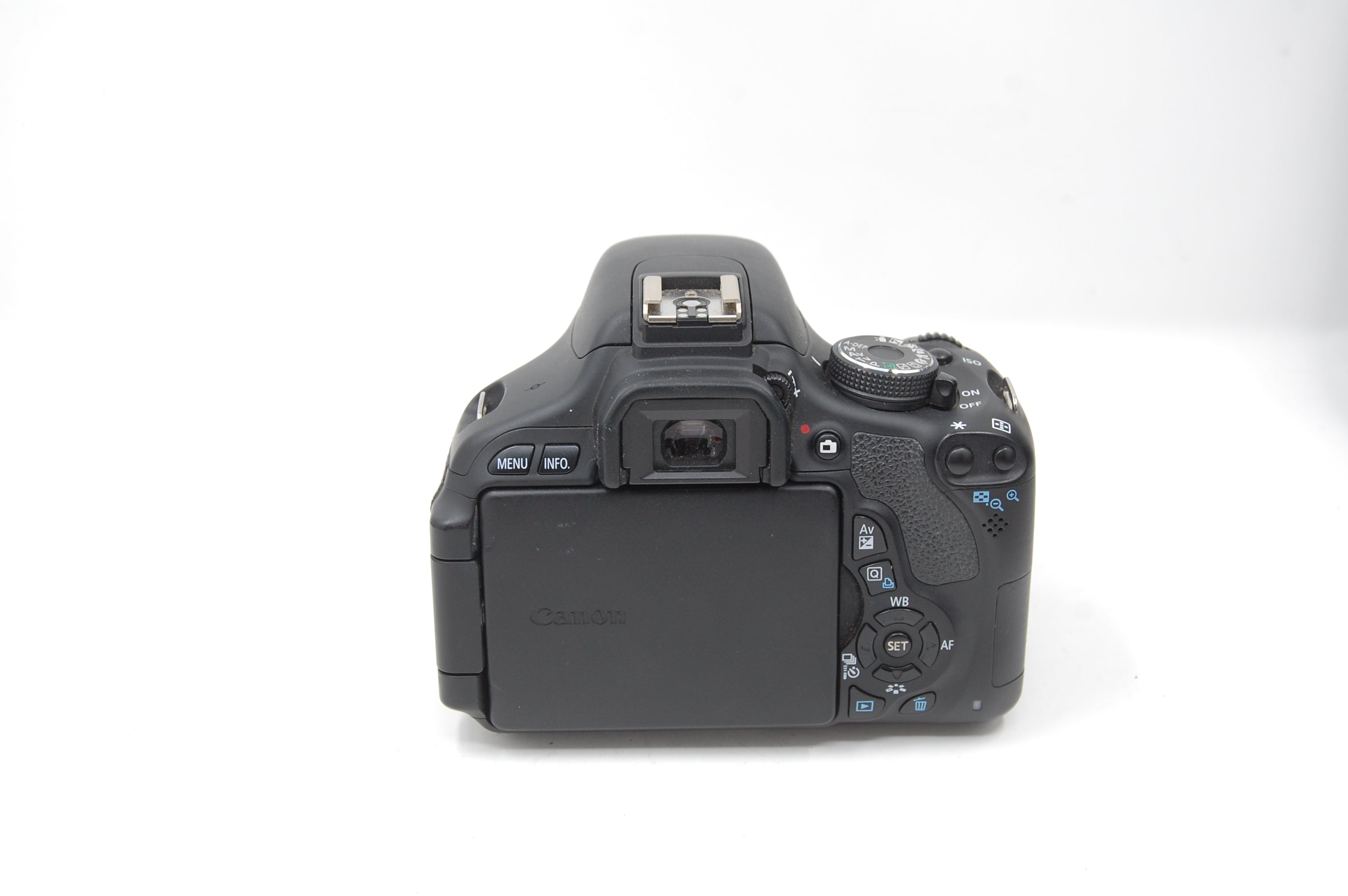 USED Canon EOS Rebel T3i Digital W/ 18-55mm SLR Kit