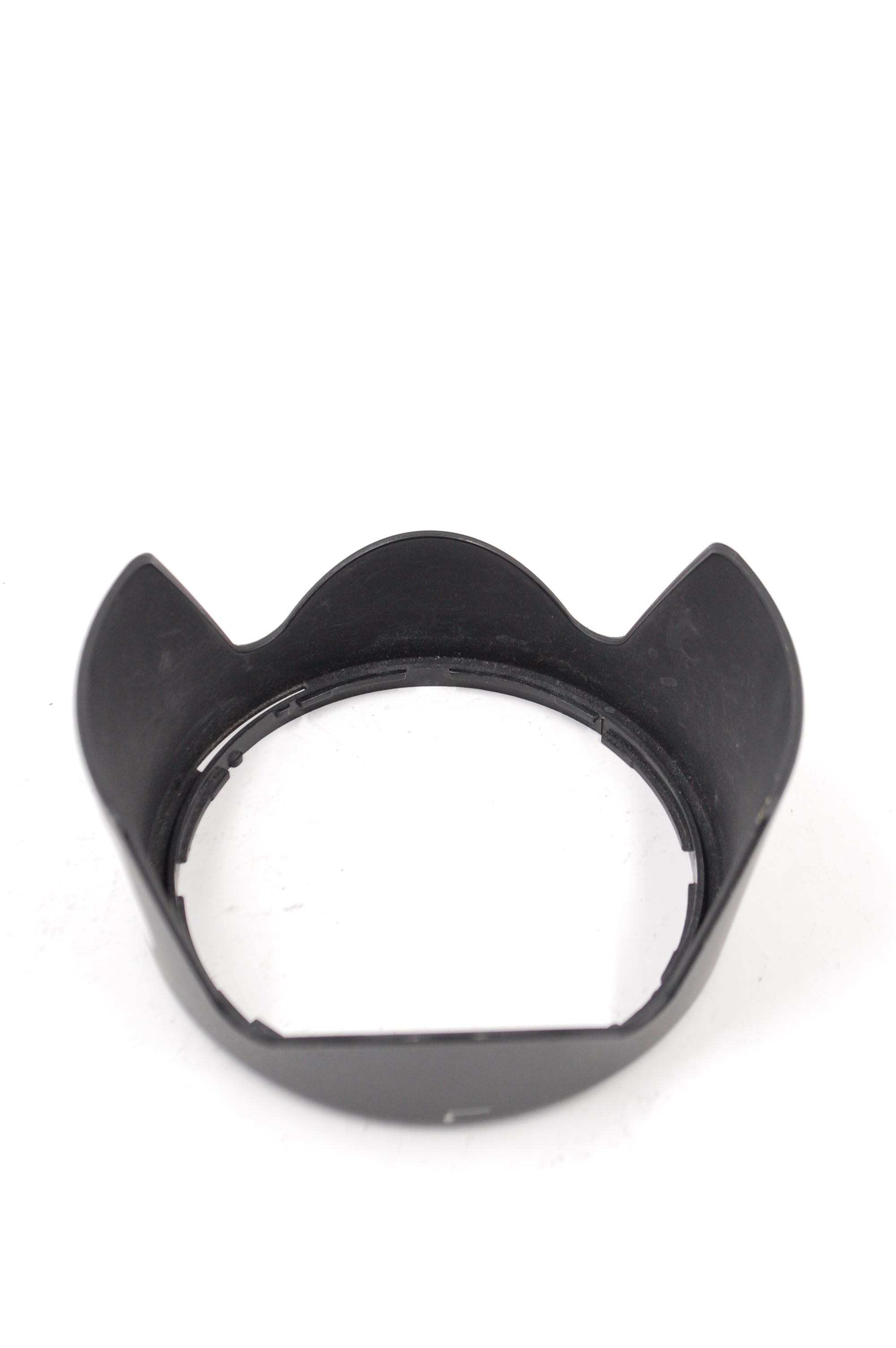USED Nikon HB-35 Hood for DX Nikkor AF-S 18-200mm 3.5-5.6 ED G VR Lens
