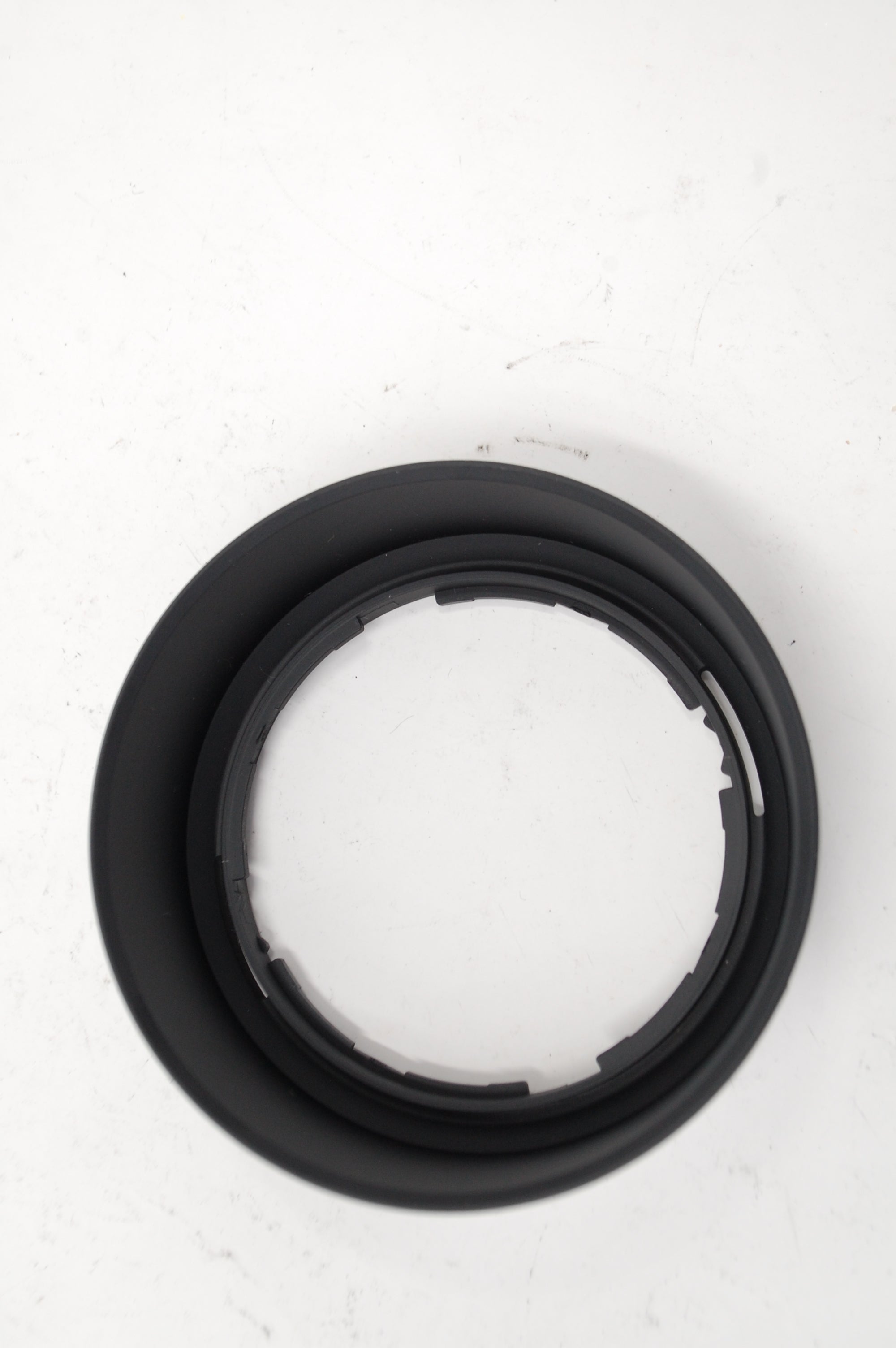 USED Nikon HB-46 Hood for DX AF-S Nikkor 35mm f/1.8 G Lens