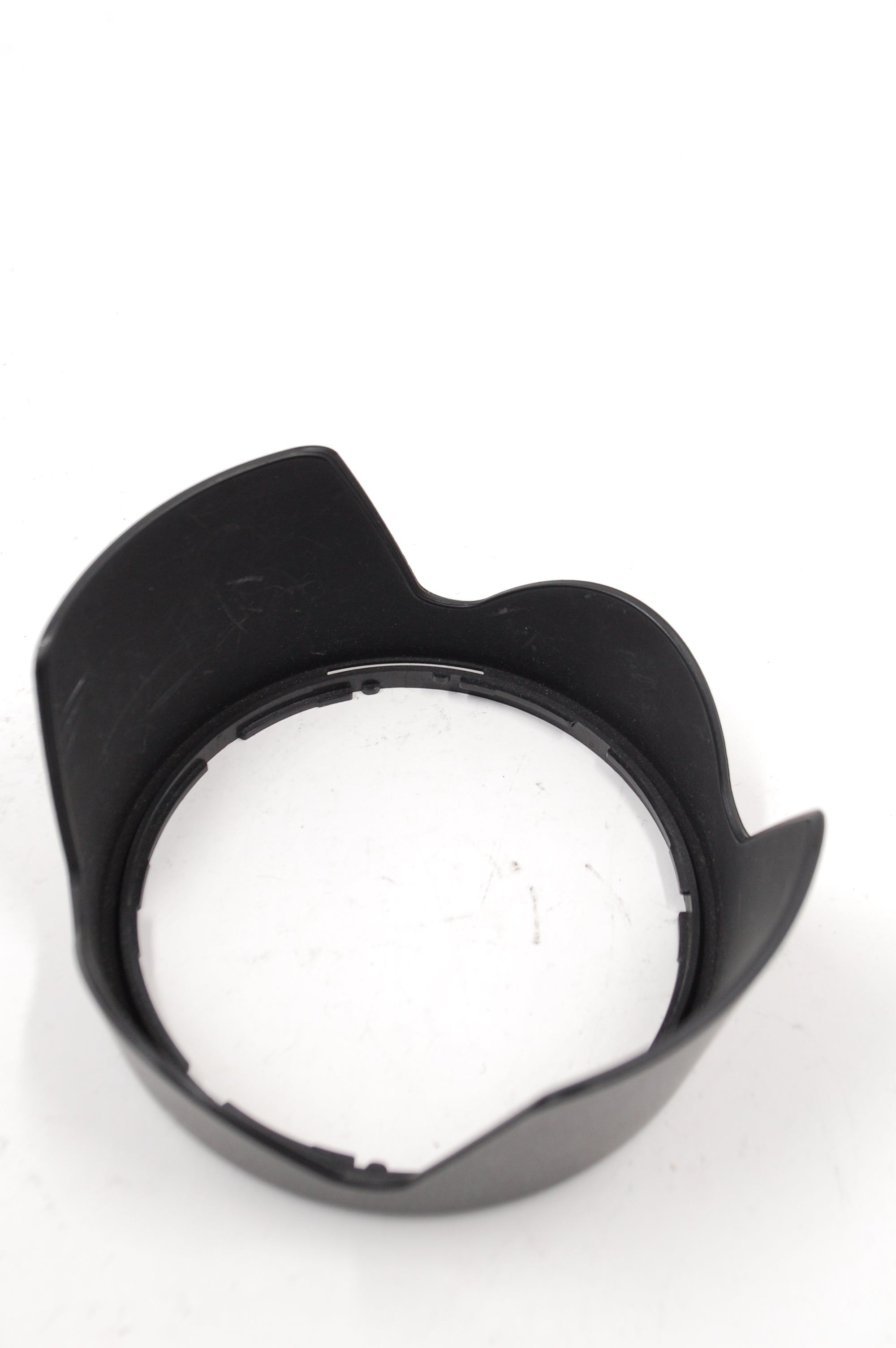 USED Nikon HB-35 Bayonet Lens Hood for 18-200mm AF-S DX Lens