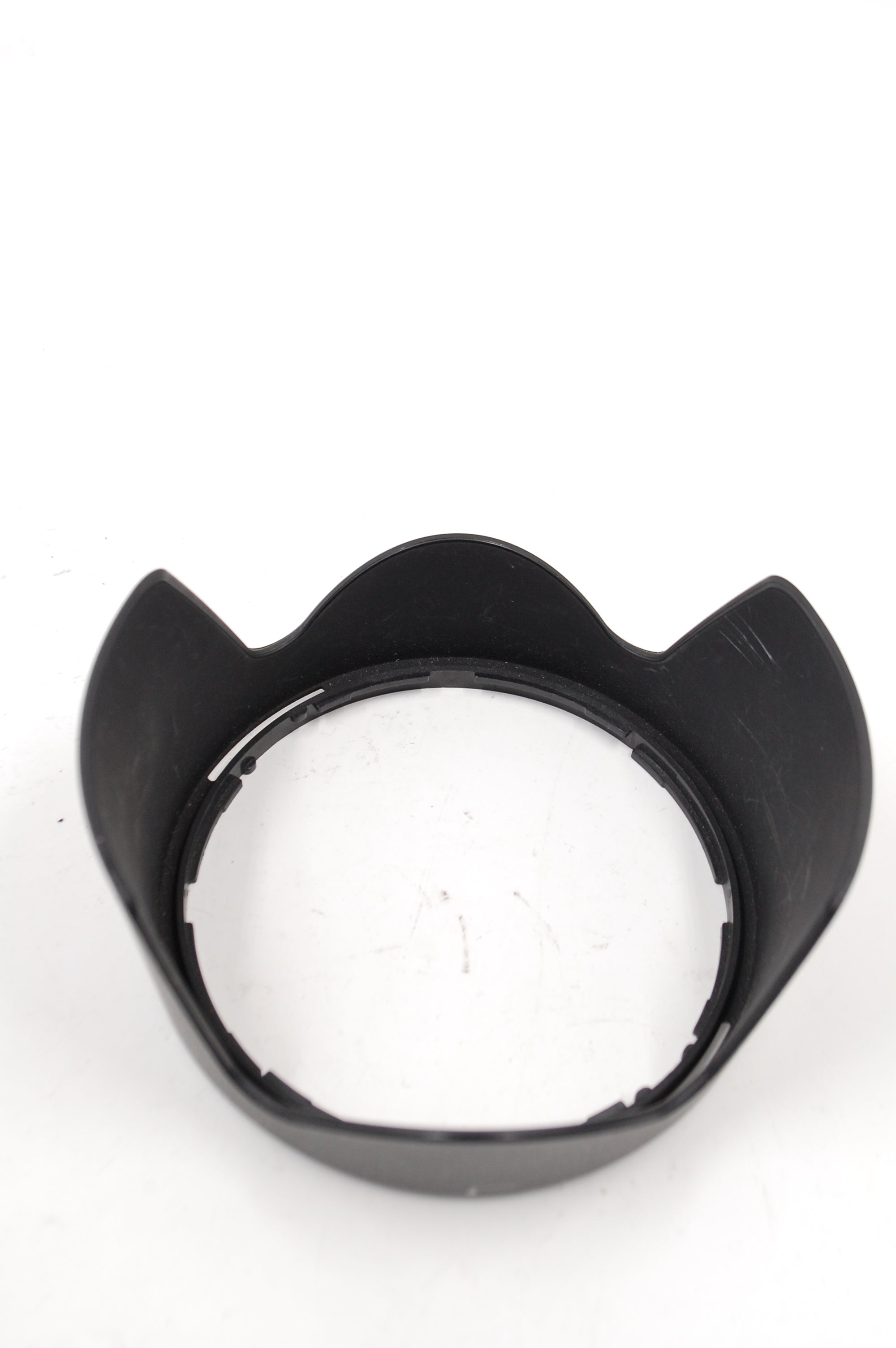 USED Nikon HB-35 Bayonet Lens Hood for 18-200mm AF-S DX Lens