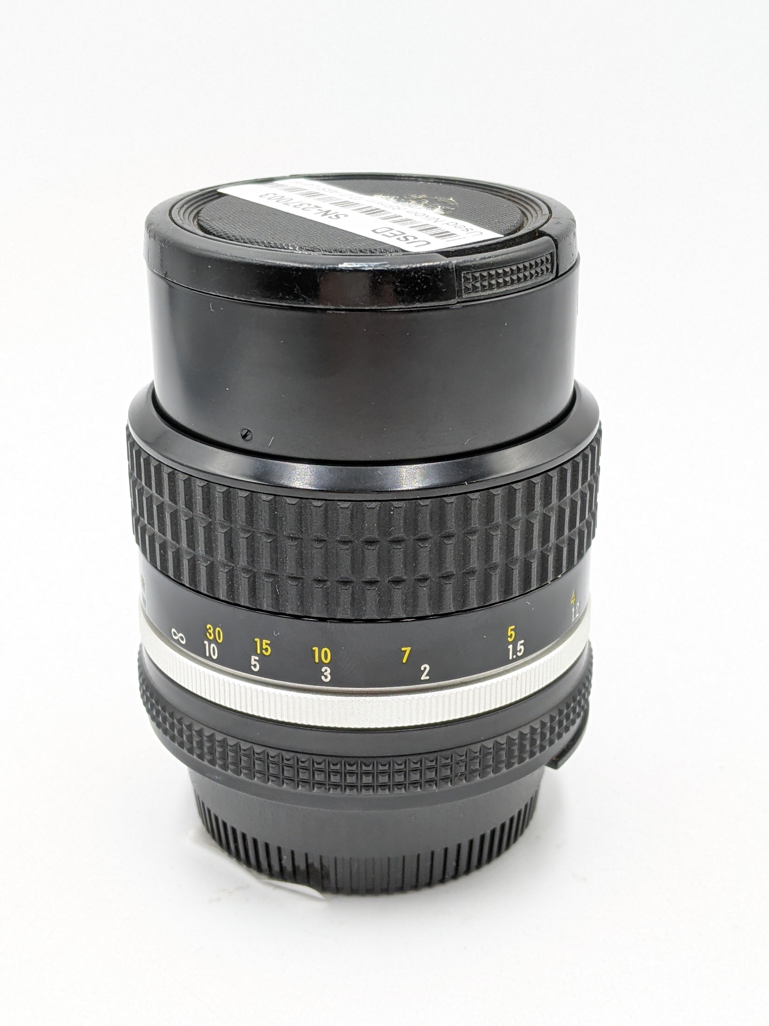 Used Nikon 85mm f2.0 AIS Lens