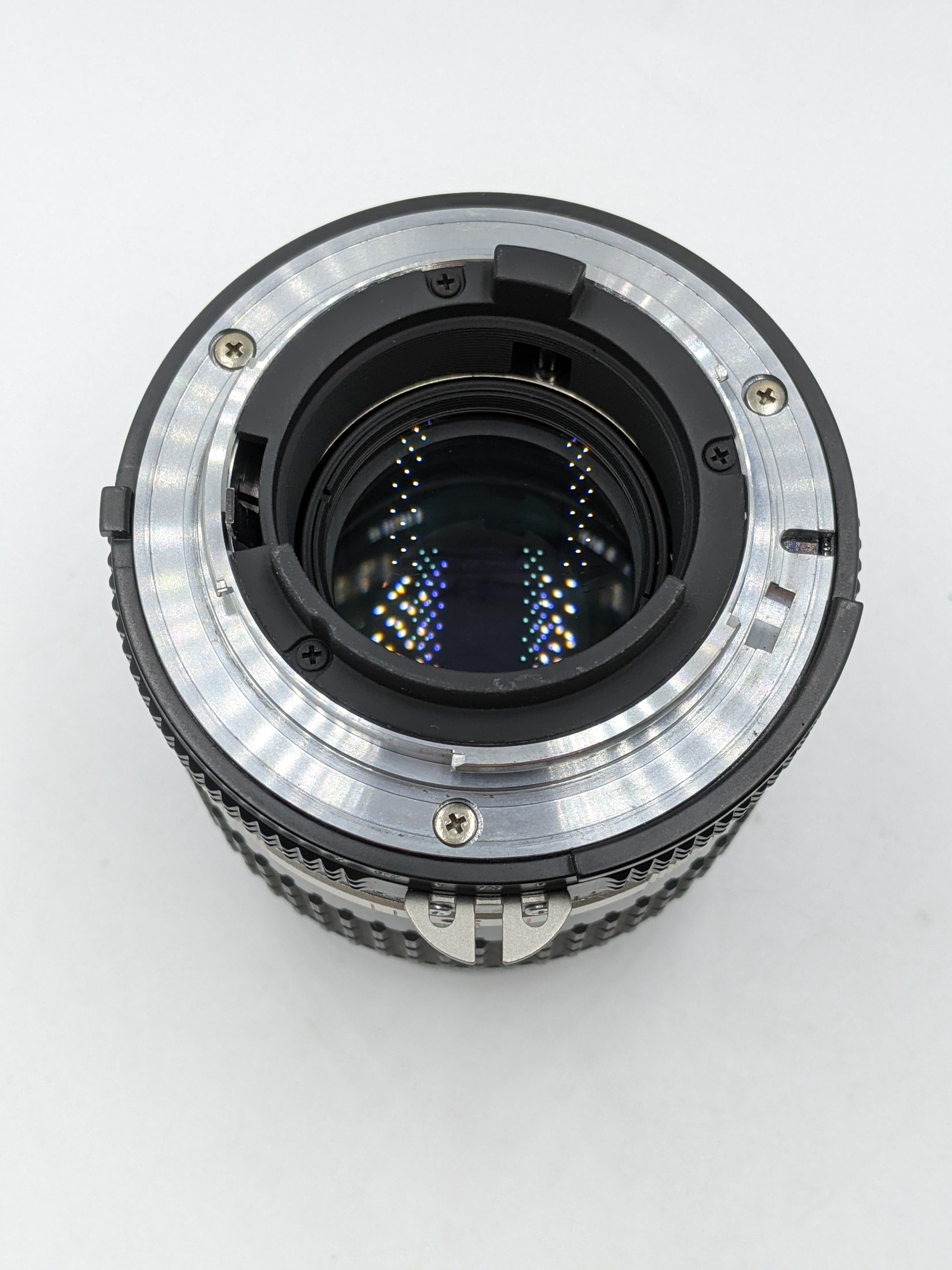 Used Nikon 85mm f2.0 AIS Lens