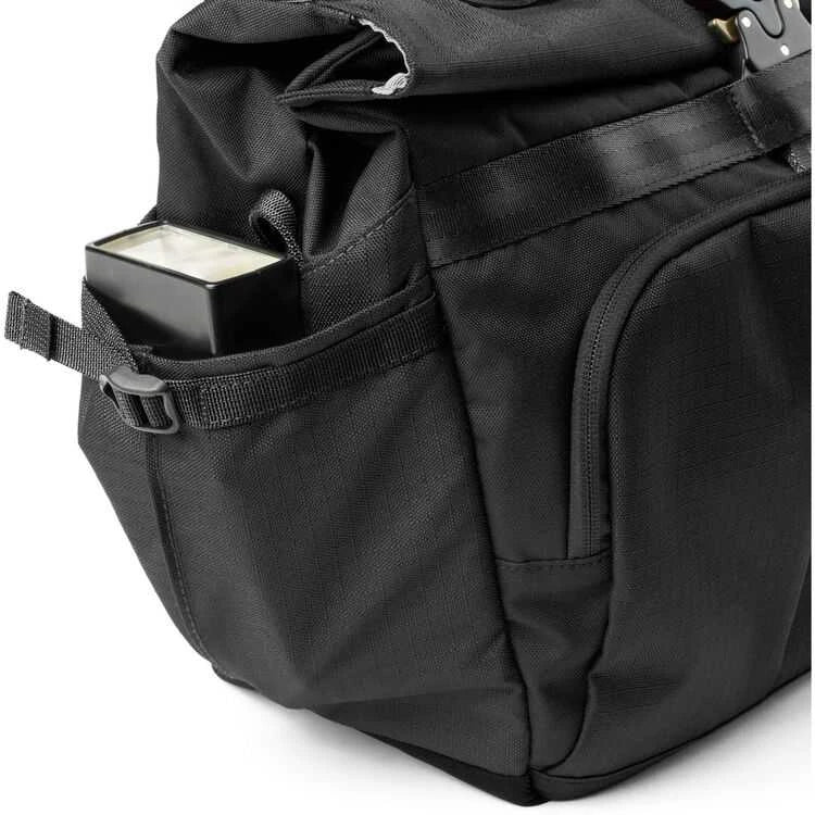 Think Tank FocusPoint Crossbody 8L in Asphalt Black — gallery image 12