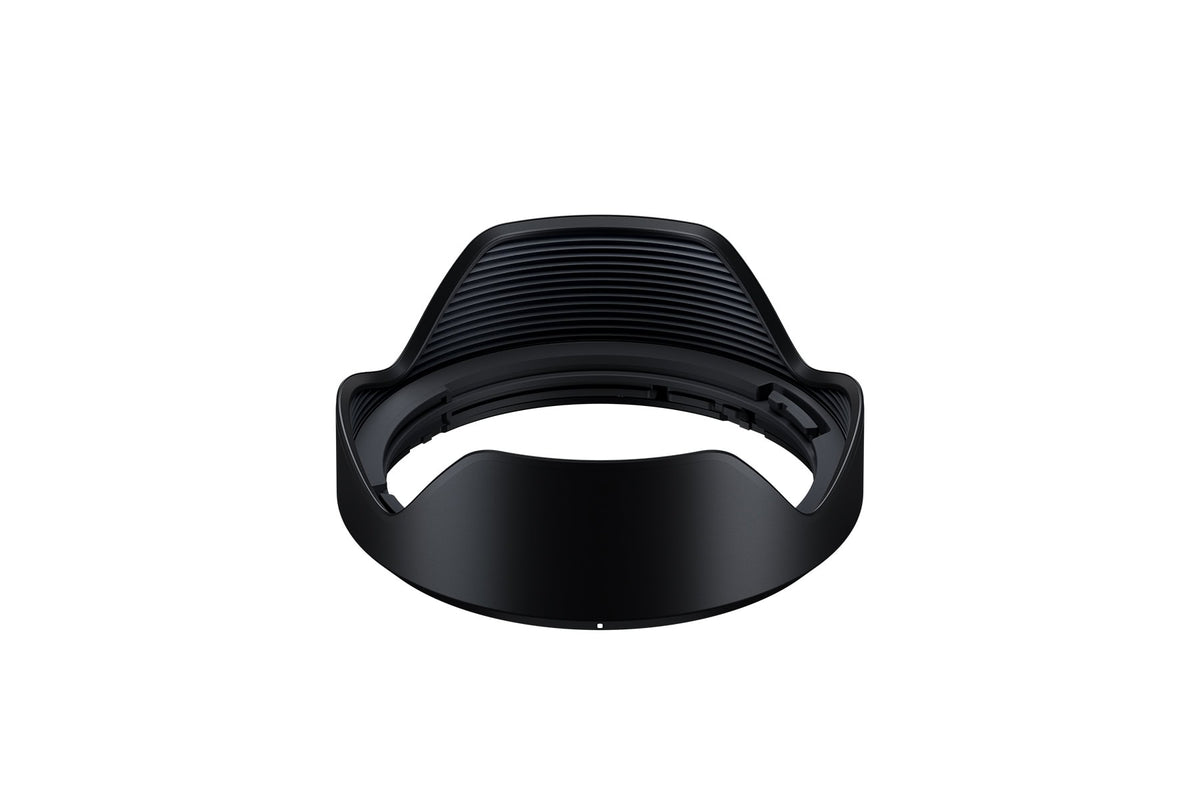 Flower-shaped lens hood for the Tamron 20-40mm F2.8 Di III VXD