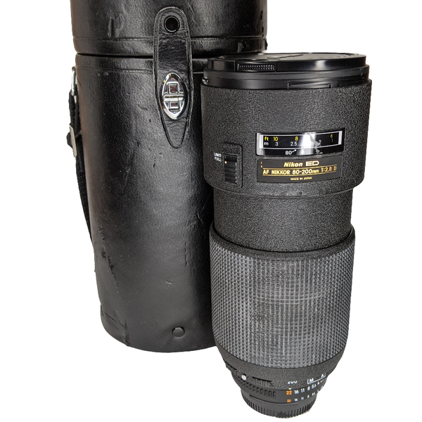 美品 Nikon AF NIKKOR 80-200mm F2.8 background-