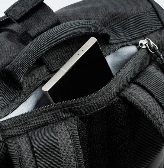 Think Thank FocusPoint™ 22L RollTop Asphalt Black