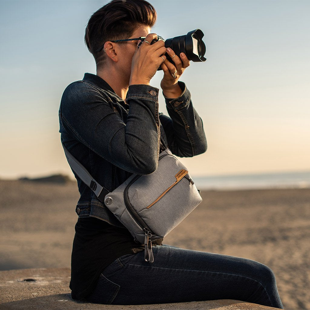 Peak Design Everyday Sling (Ash, 6L)