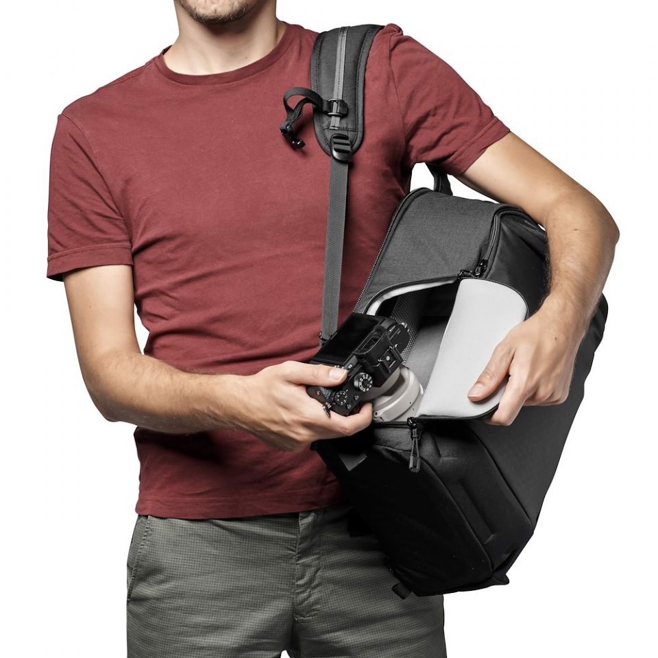 Lowepro Flipside 300 AW III Camera Backpack (Black)