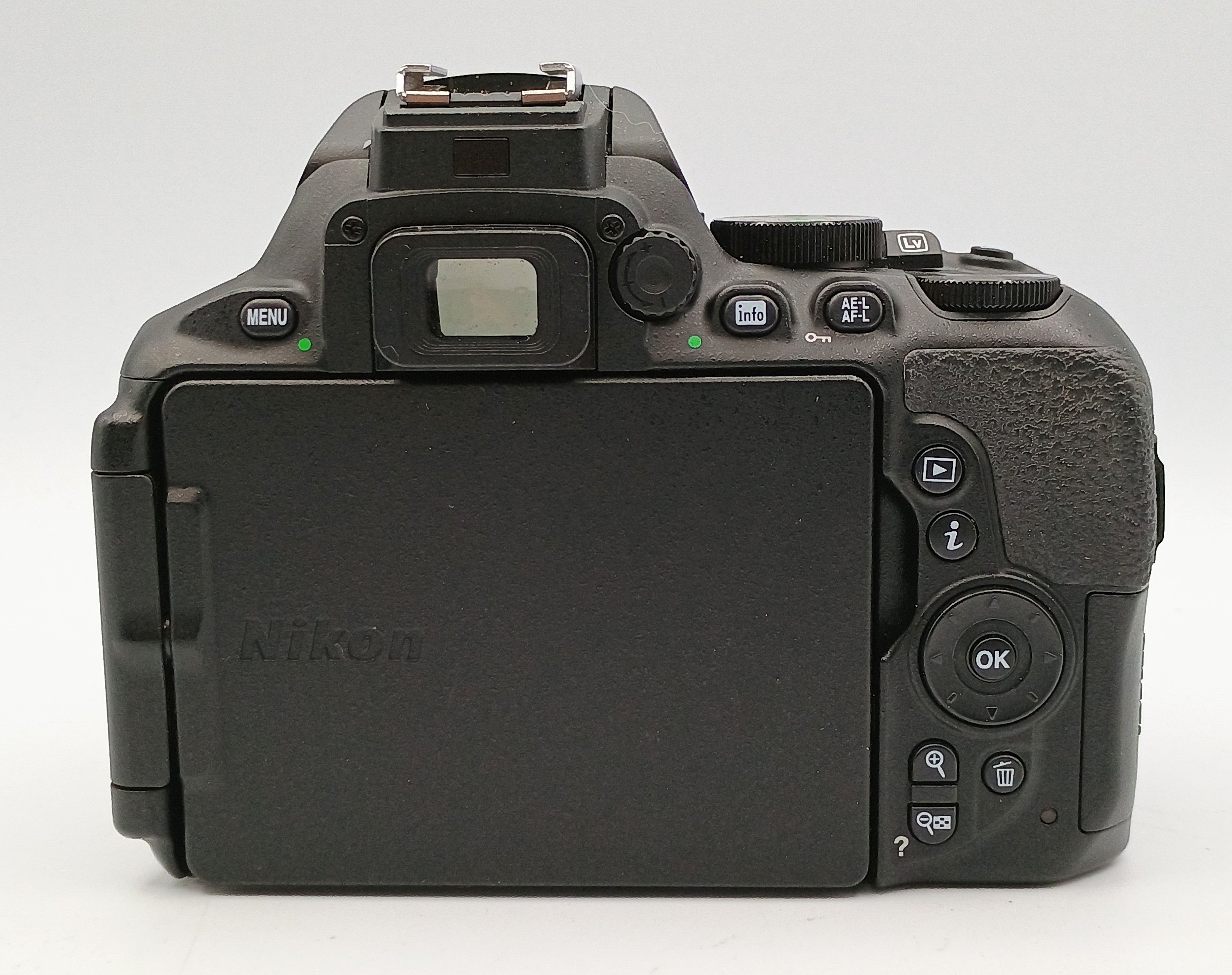 USED Nikon D5600 DSLR Camera Body