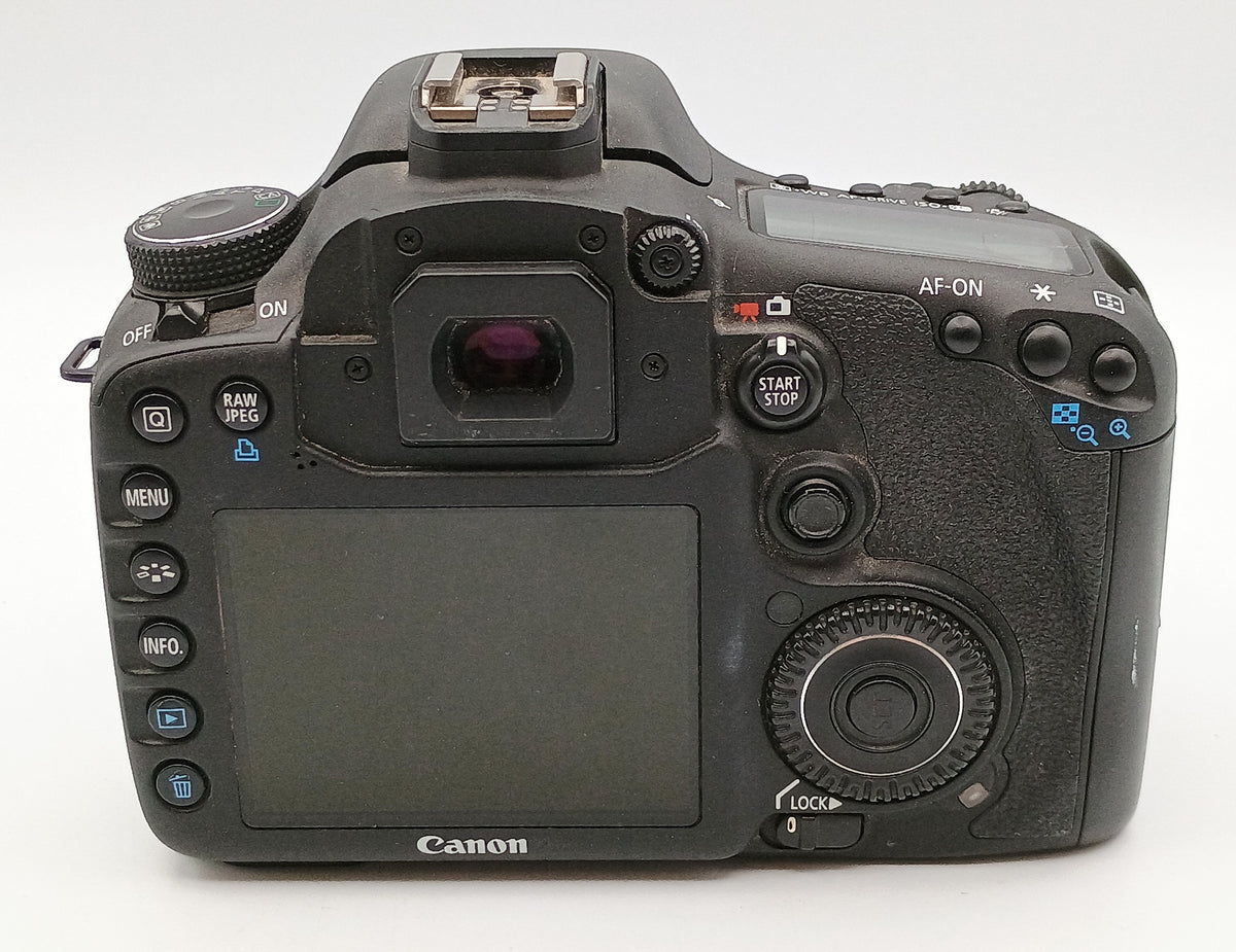 USED Canon EOS 7D Camera Body with BG-E7