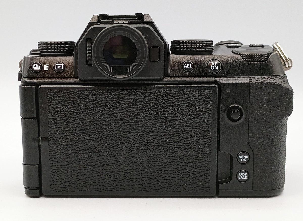 Used Fujifilm X-S10 Mirrorless Camera Body