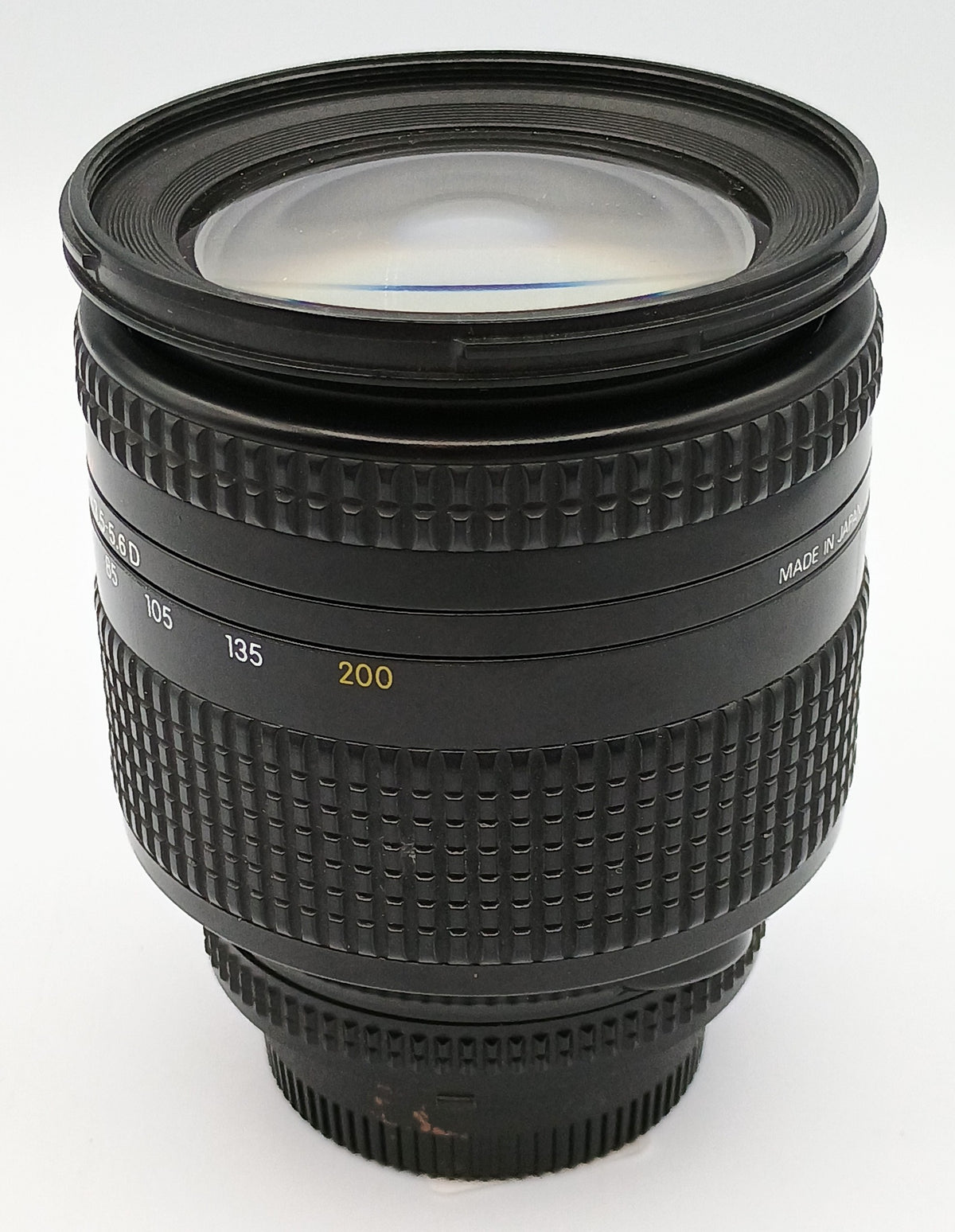 USED NIKON 28-200mm f3.5-5.6D Lens