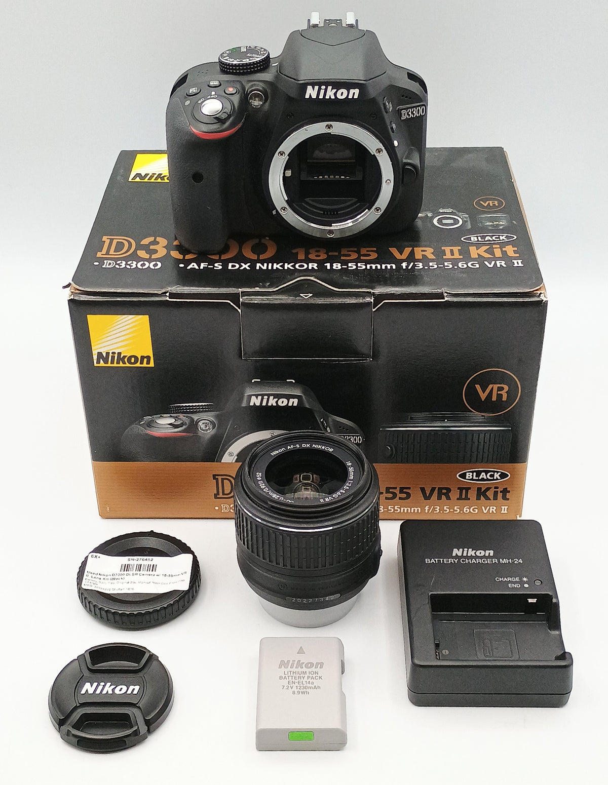 Used Nikon D3300 DLSR Camera w/ 18-55mm VR II  Lens Kit (Black)