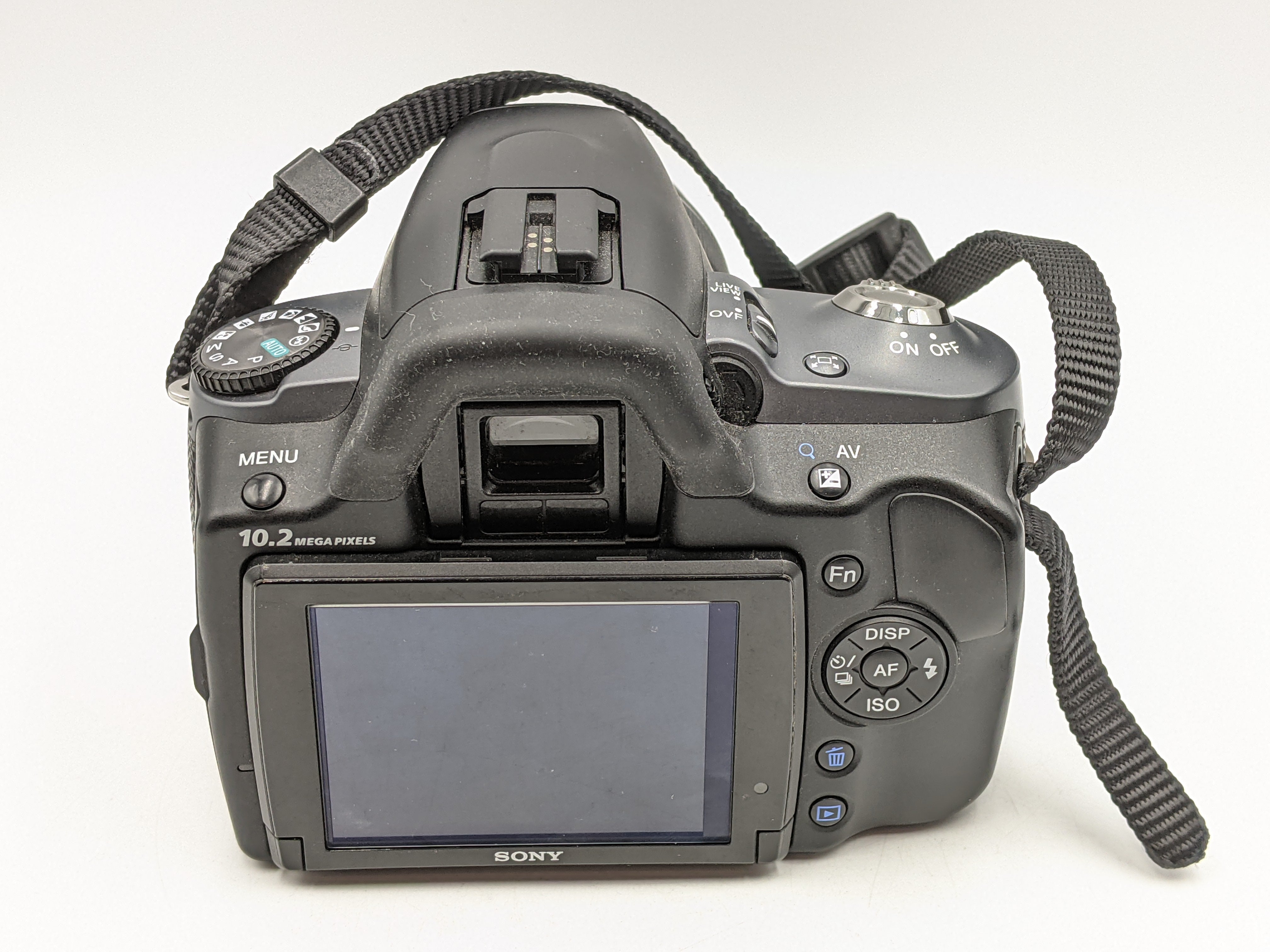 Used Sony A330 w/ 18-55mm f3.5-5.6 [As-is]