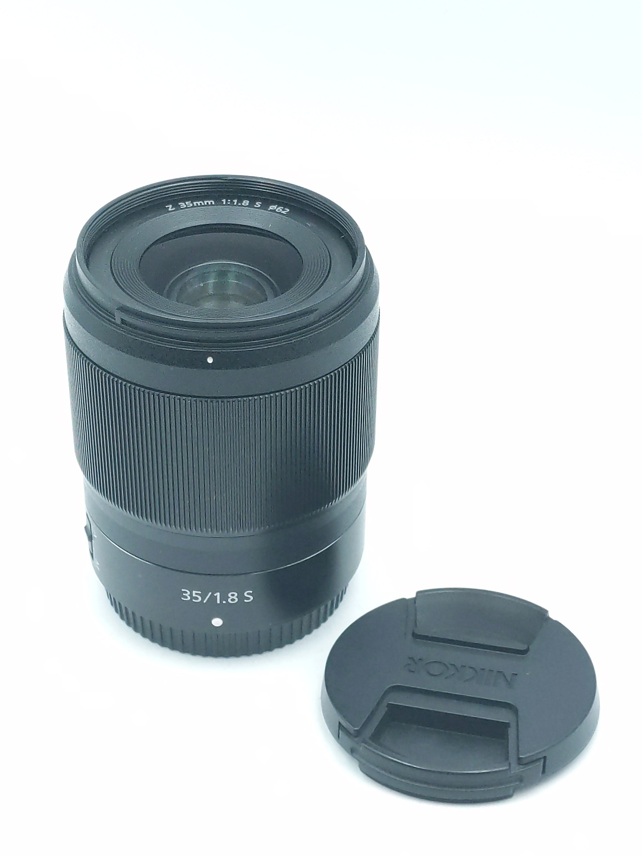 USED Nikon Z 35mm F1.8 S Lens