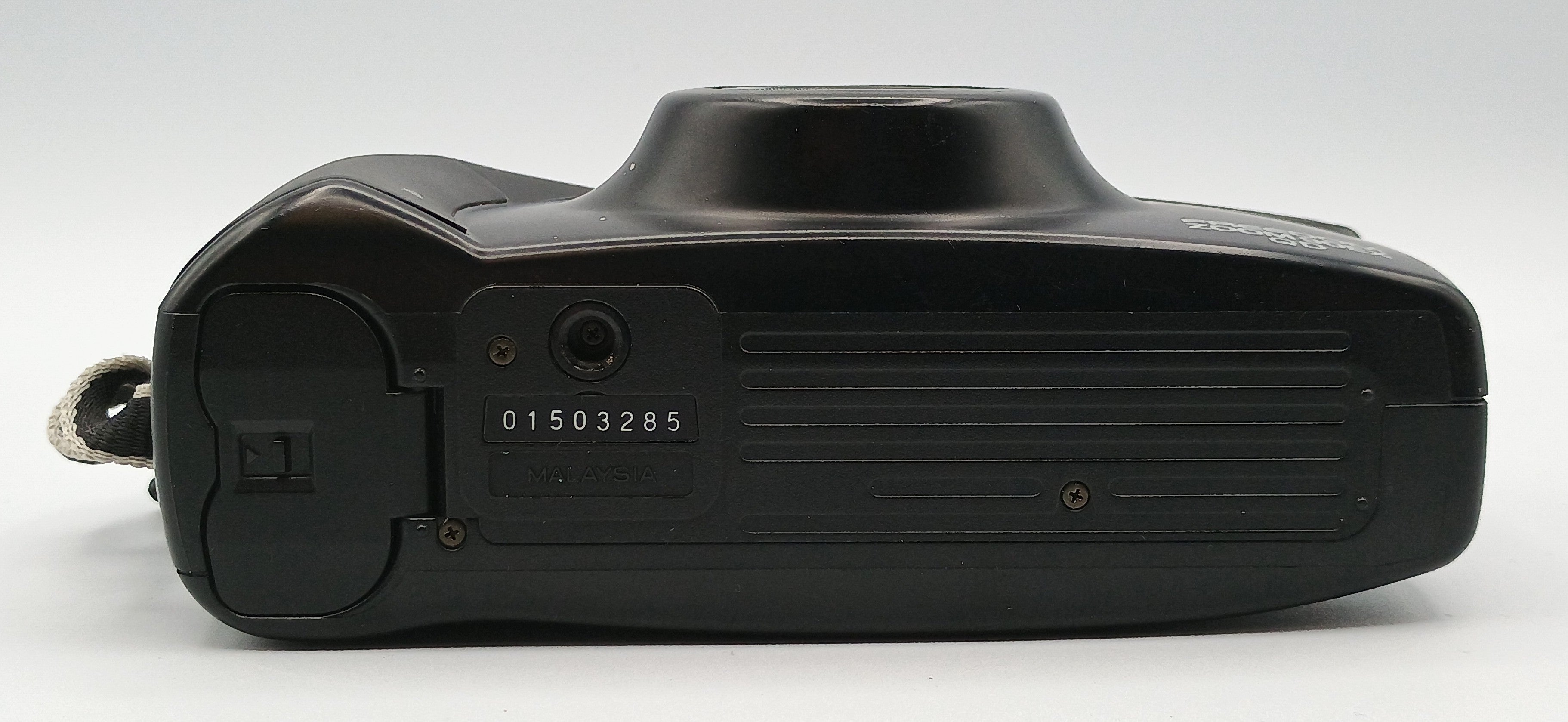 enoma出品　カメラ Used Minolta Freedom Zoom 90EX QD Film Camera