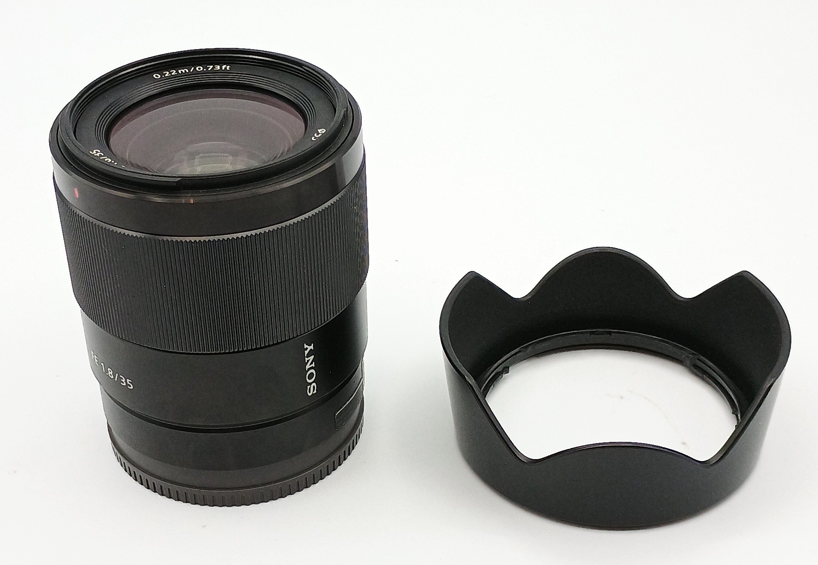 USED Sony 35mm F1.8 FE Lens