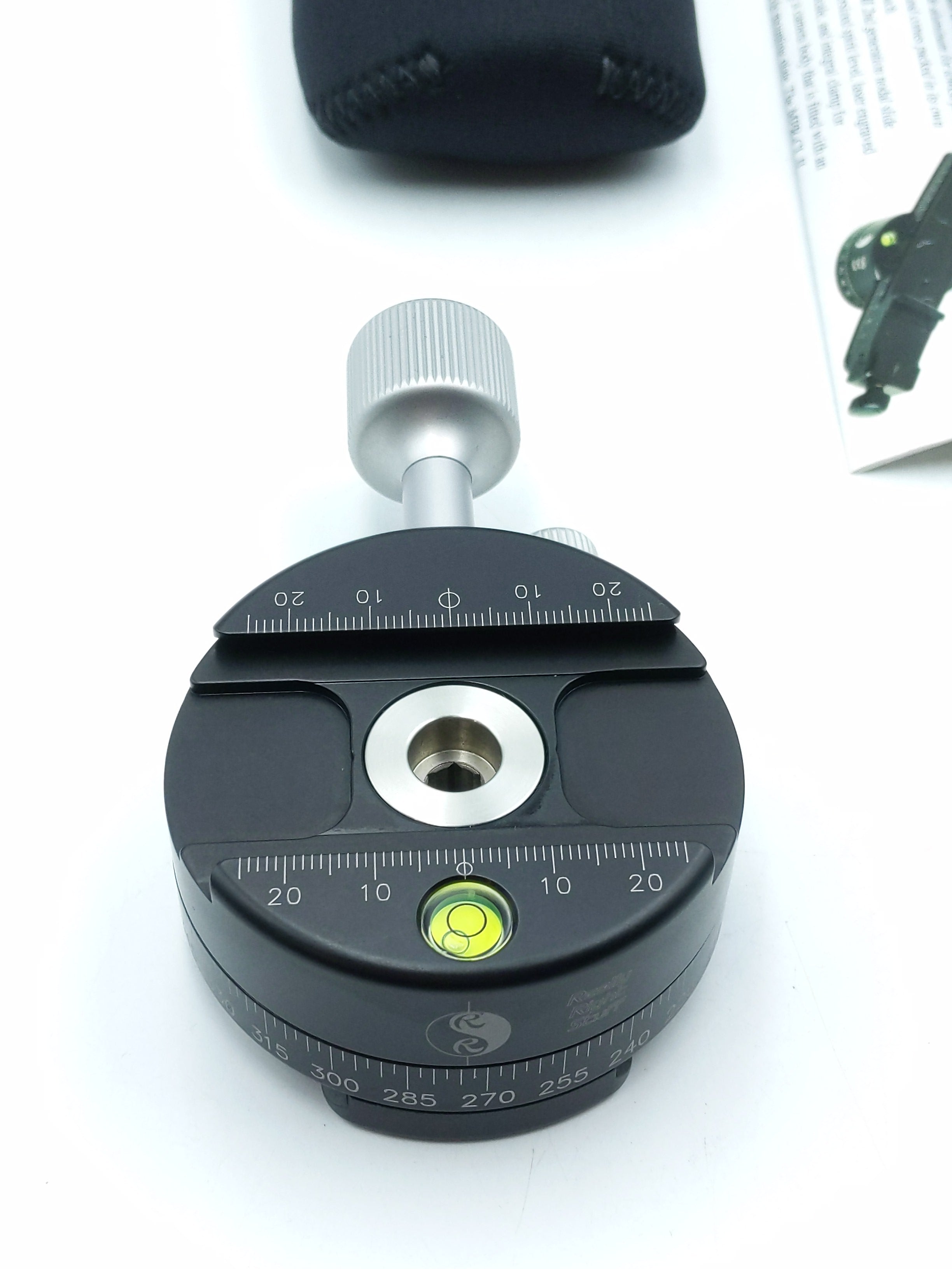 Used RRS Really Right Stuff Pano Clamp with Nodal Slider