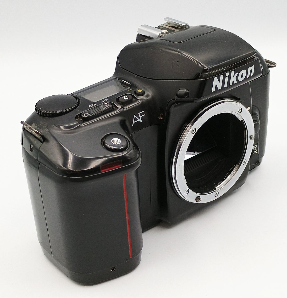 USED Nikon N6006