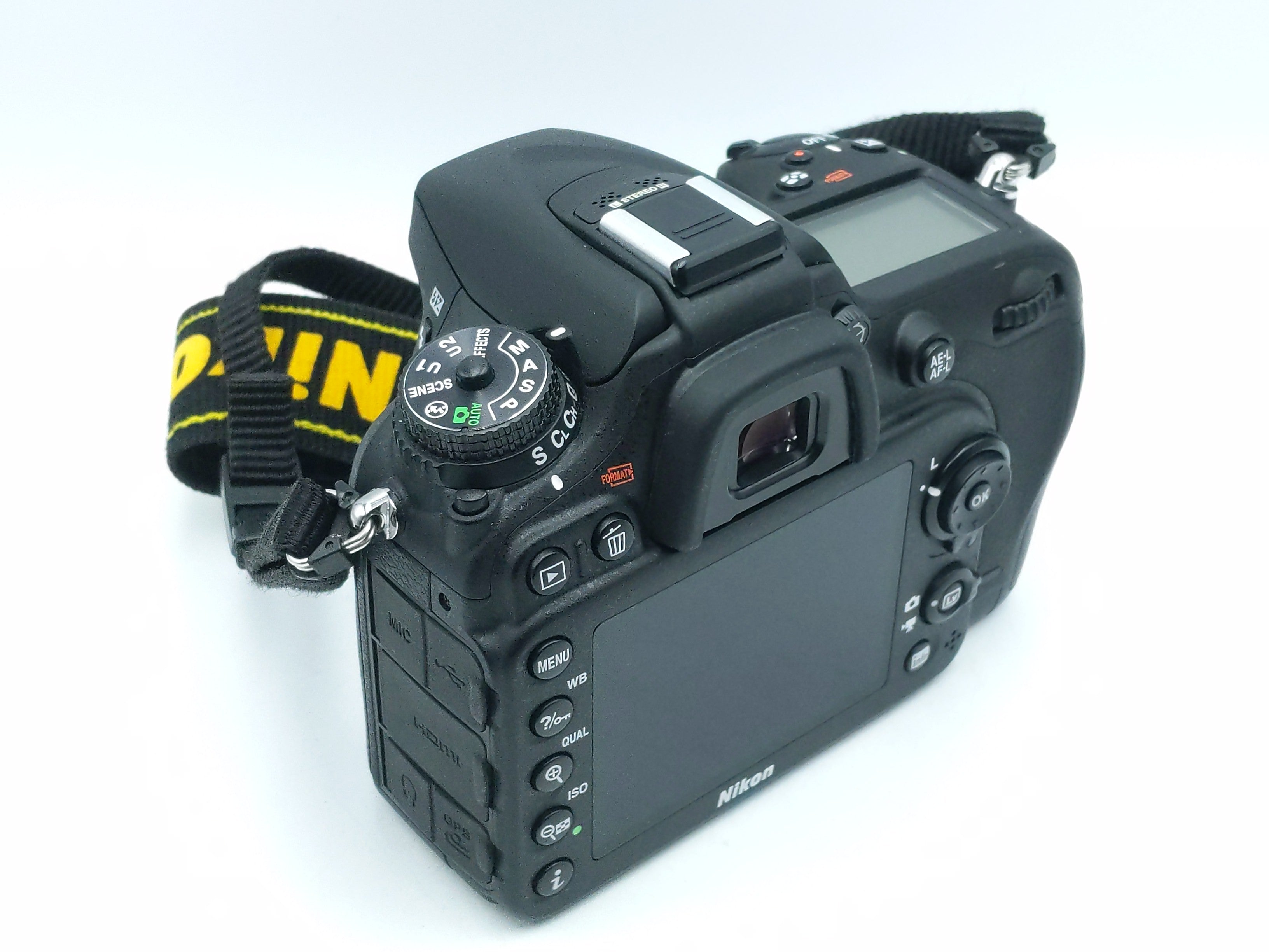 USED Nikon D7100 Digital SLR Body