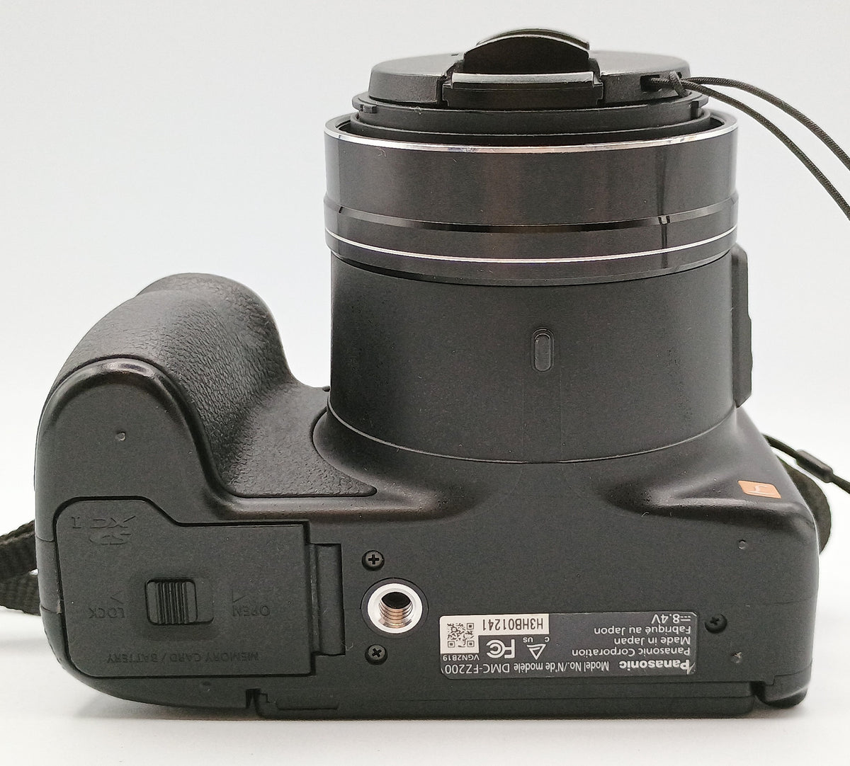 USED Panasonic FZ200 Digital Point and Shoot Camera