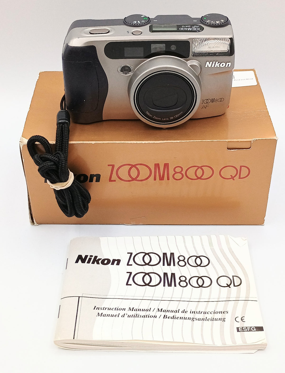 Nikon Zoom 800 AF 35mm Film Point and Shoot Camera