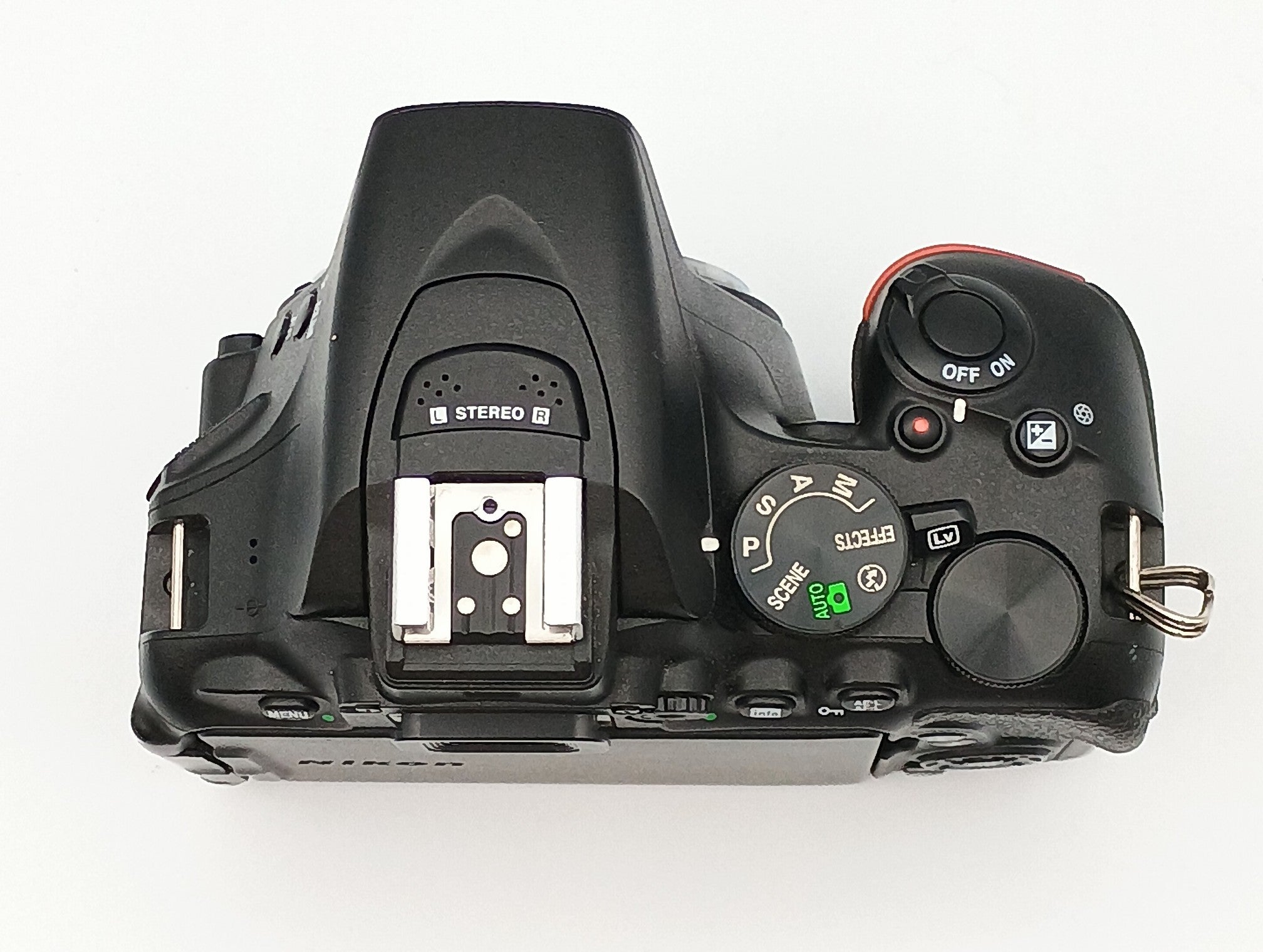 USED Nikon D5600 DSLR Camera with 18-55 AF-P VR
