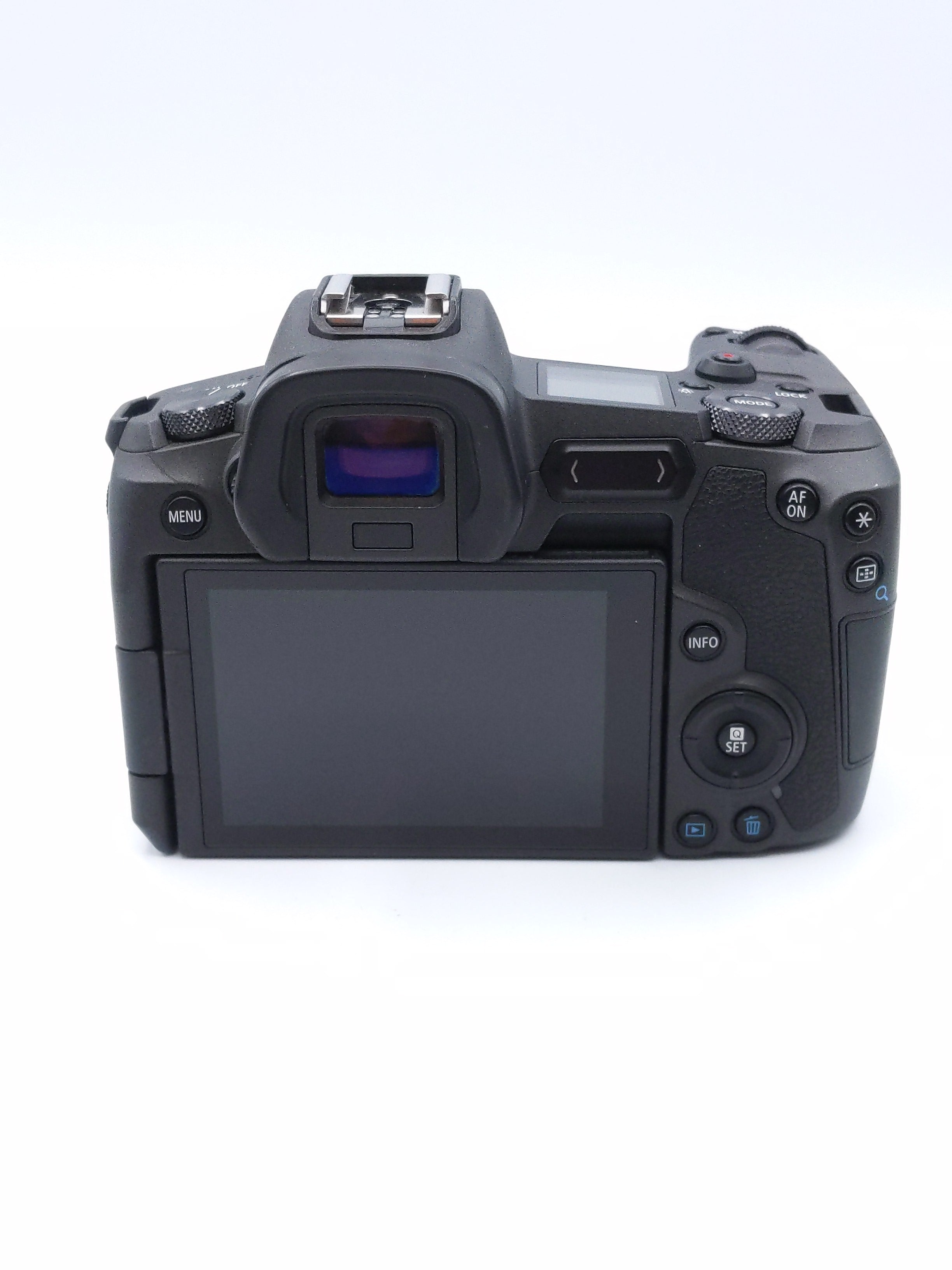 USED Canon EOS R Mirrorless Full-Frame Digital Camera Body