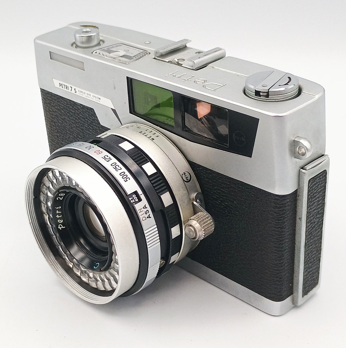 Used Petri 7s 35mm Film Camera