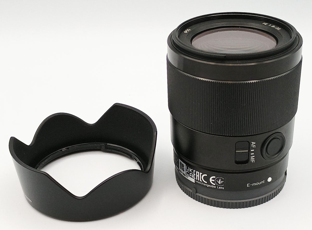 USED Sony 35mm F1.8 FE Lens