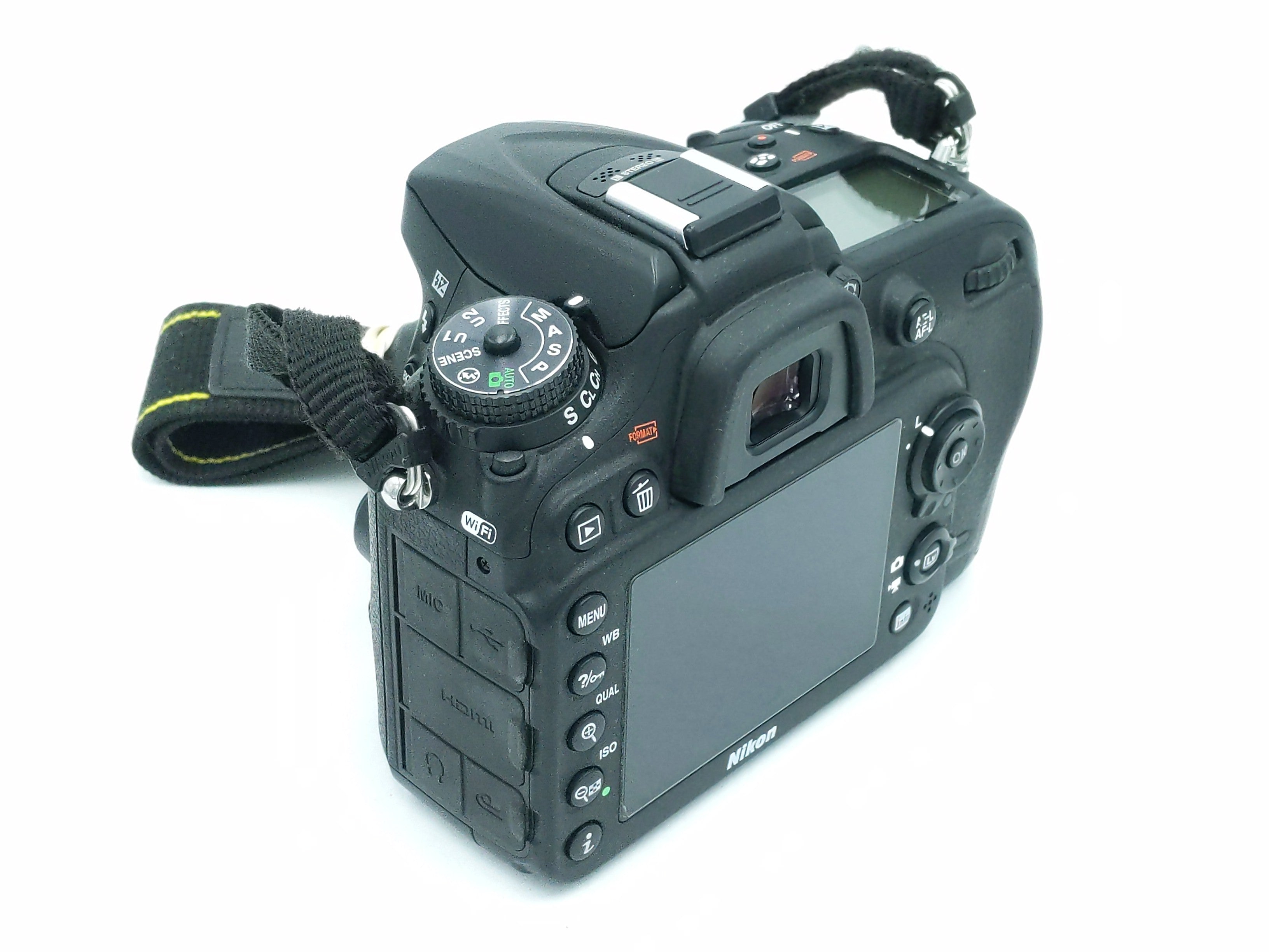 USED Nikon D7200 DSLR Camera (Body Only)