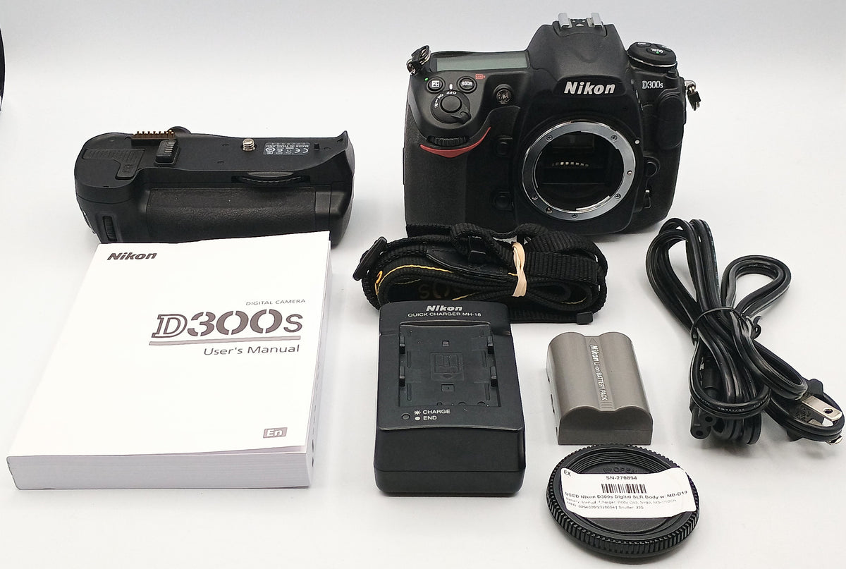 USED Nikon D300s Digital SLR Body w/ MB-D10