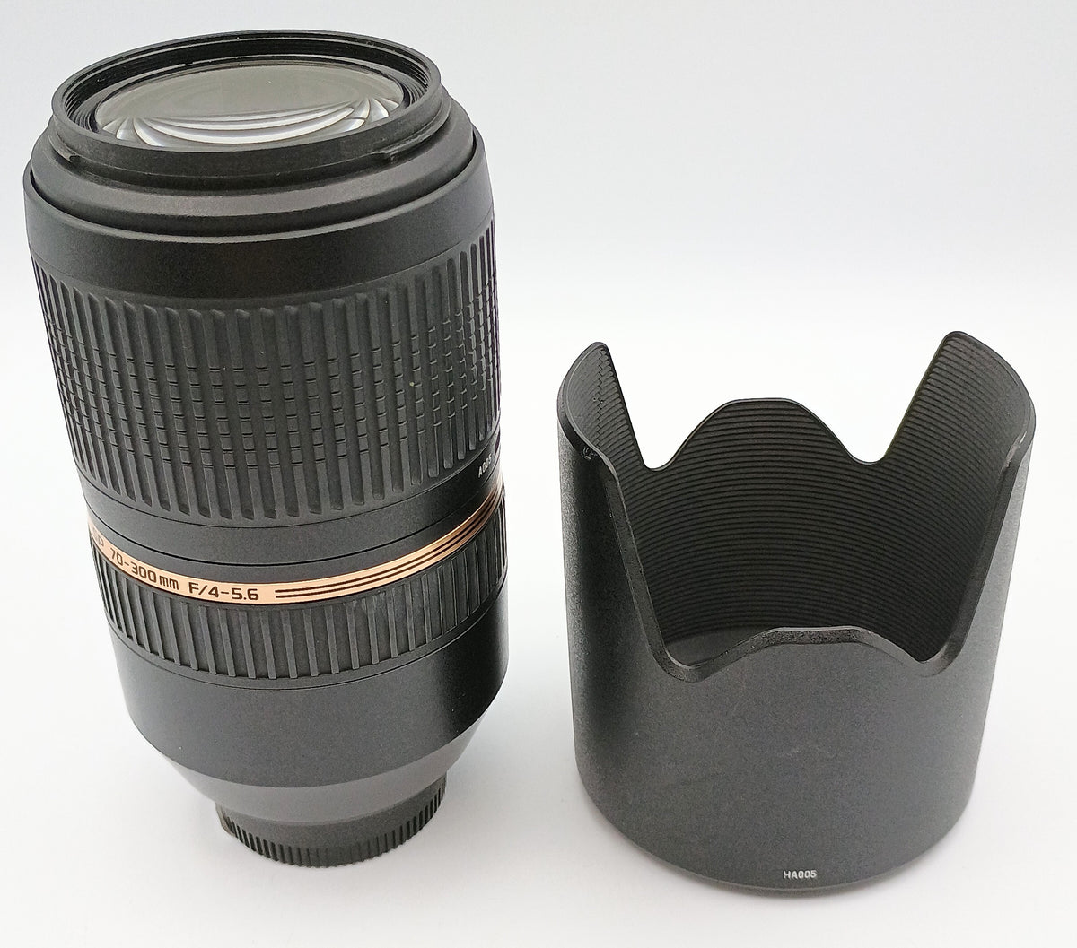 USED Tamron 70-300mm F4-5.6 Di VC USD Lens (Nikon F Mount)