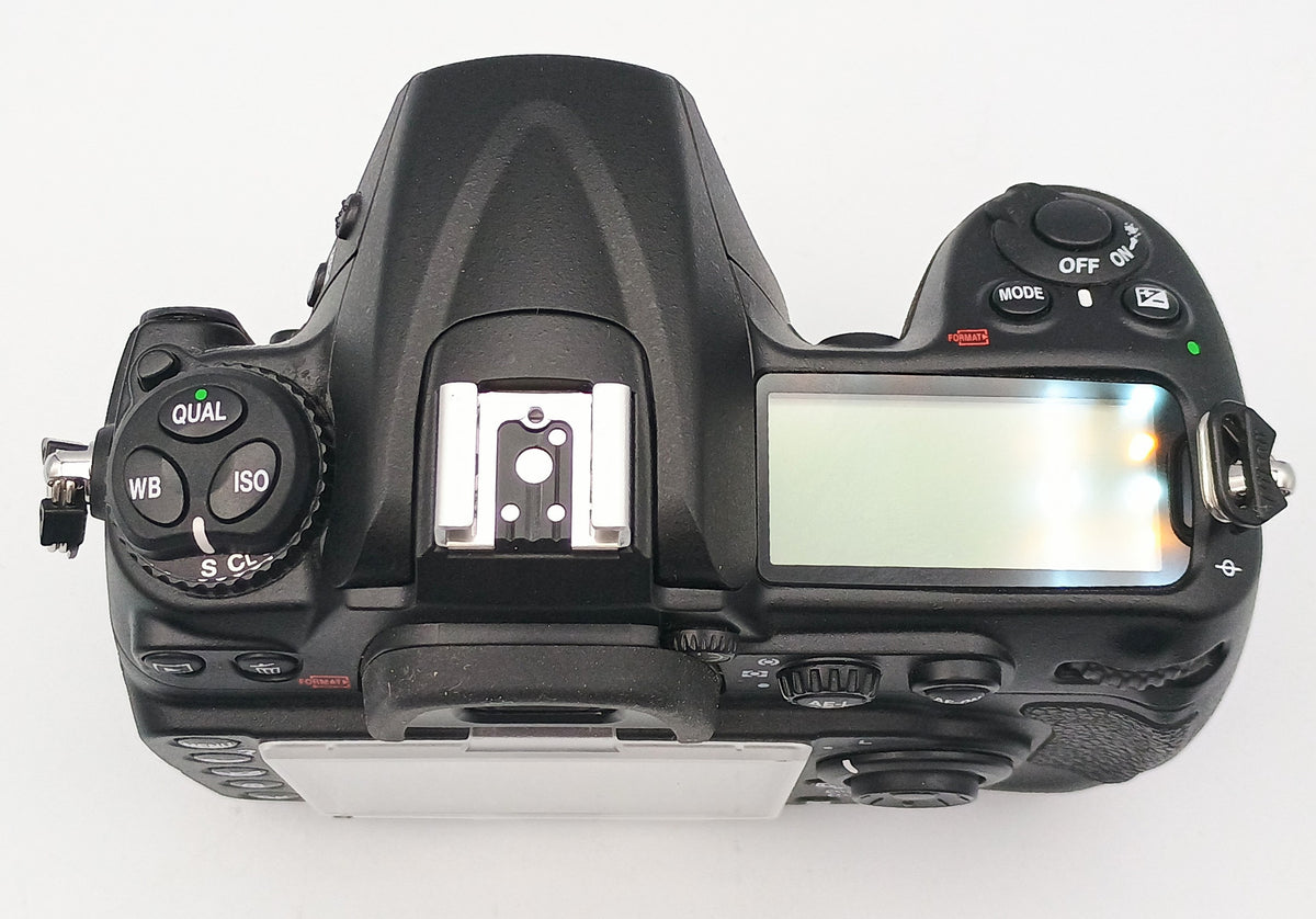 USED Nikon D300s Digital SLR Body w/ MB-D10