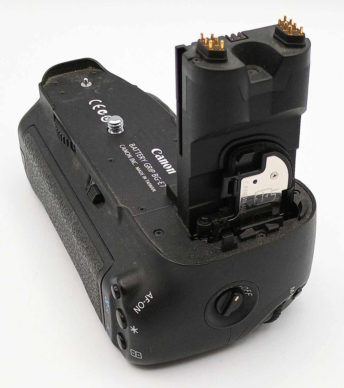 USED Canon EOS 7D Camera Body with BG-E7