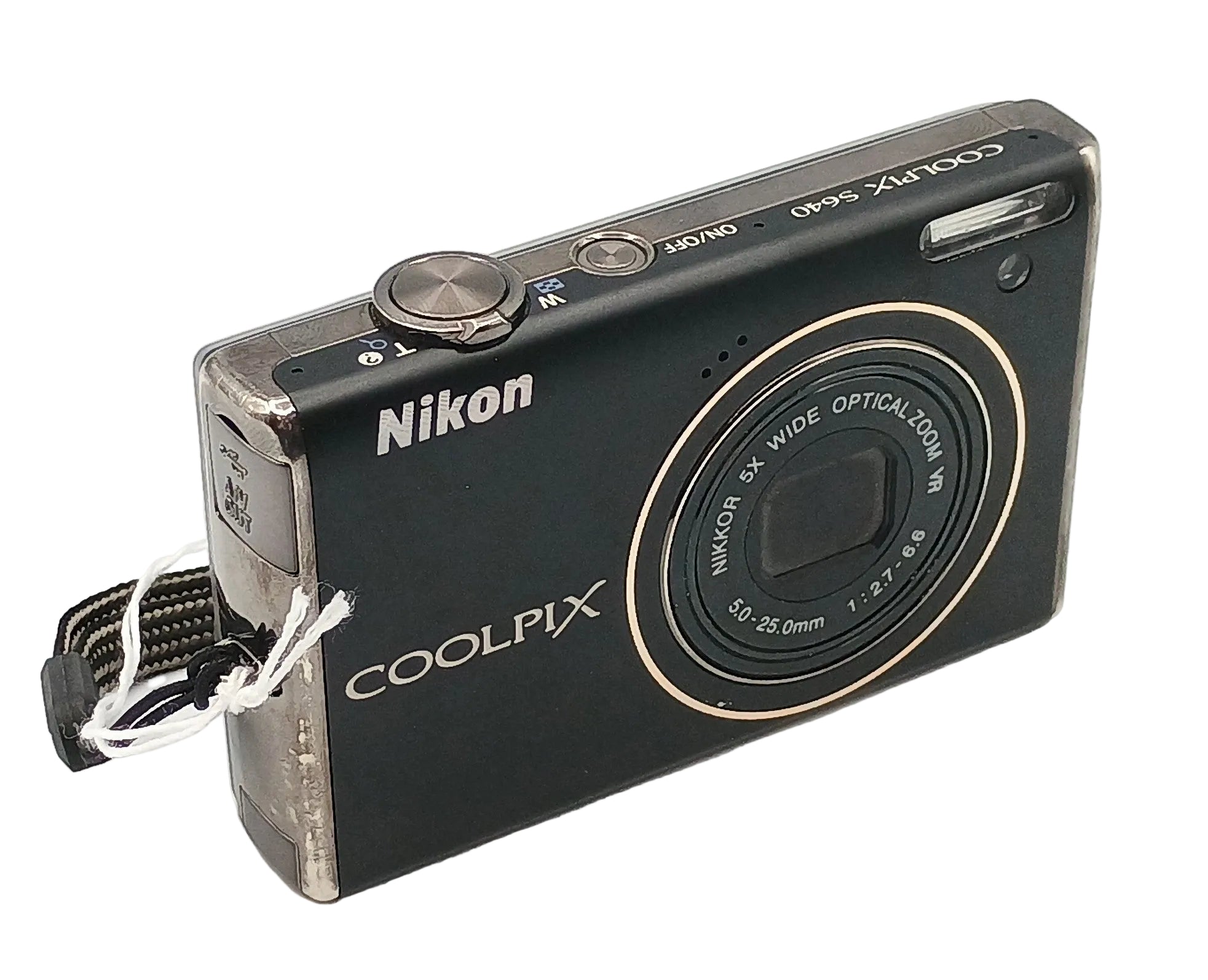 USED Nikon Coolpix S640 Digital Point and Shoot Camera