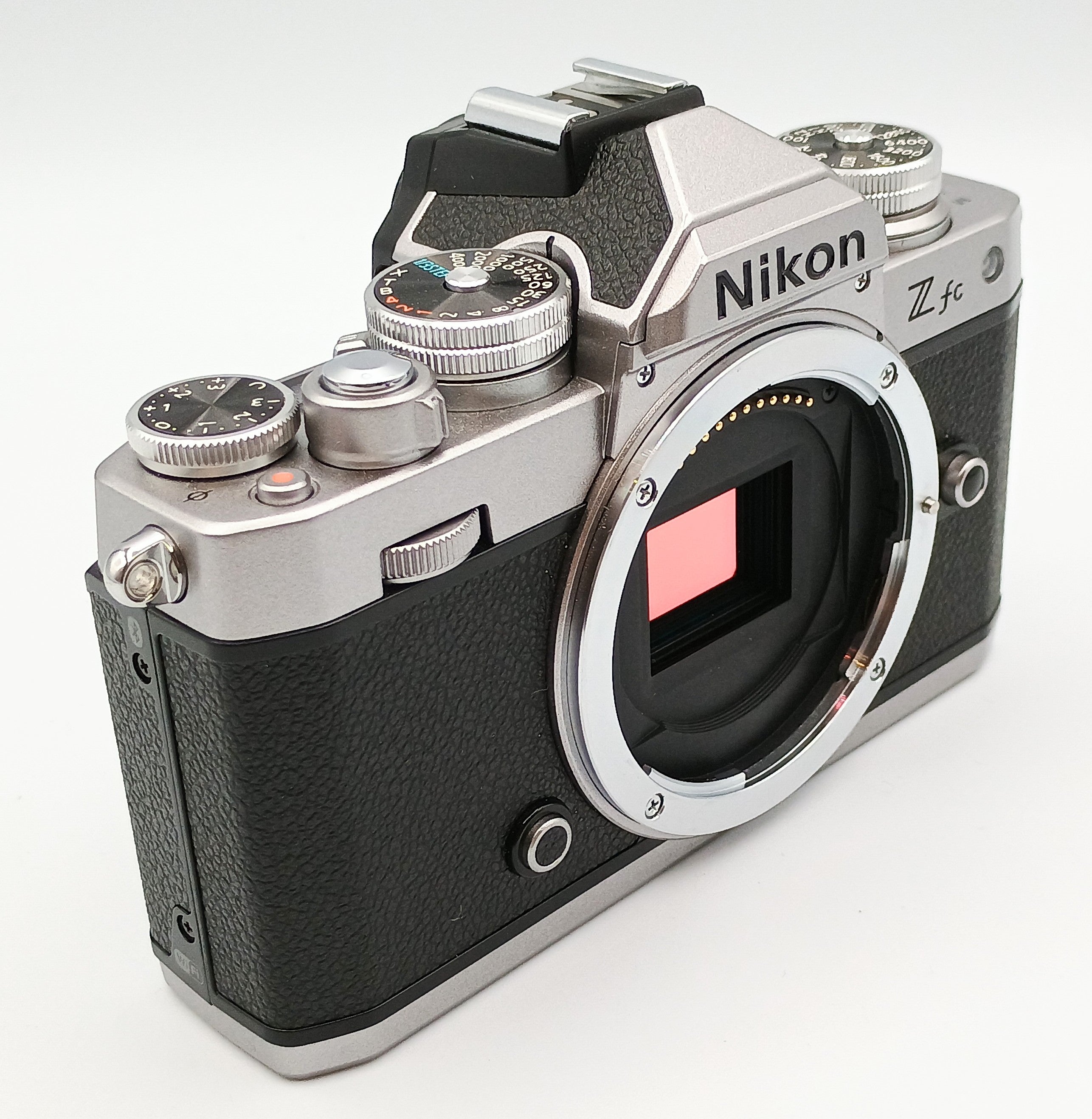 Used Nikon Z fc DX-format Mirrorless Camera w/ NIKKOR Z DX 16-50mm f3.5-6.3 VR (Silver)
