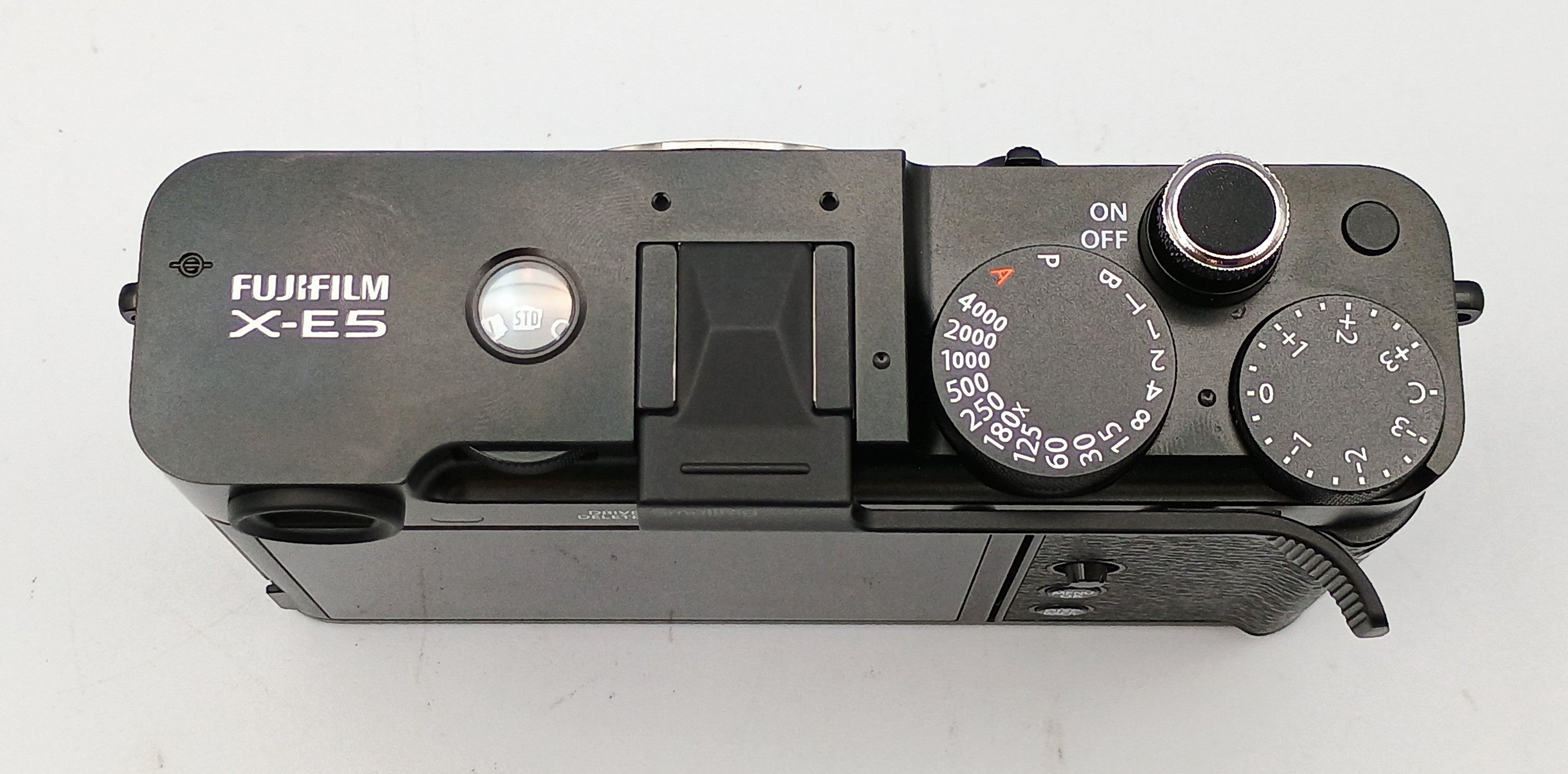 USED FUJIFILM X-E5 Mirrorless Camera (Black)