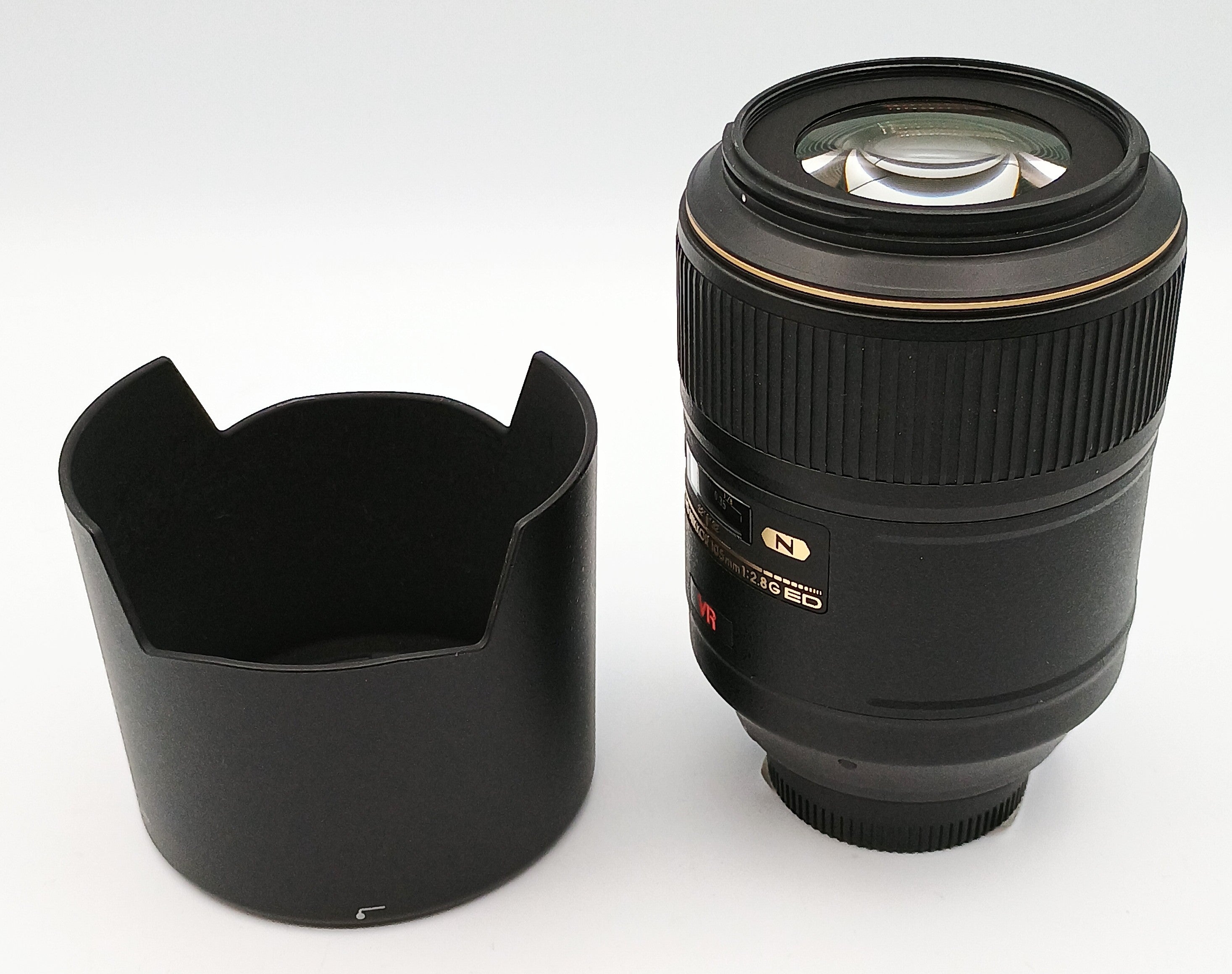 USED Nikon 105mm f2.8 G ED AF-S VR Micro Lens