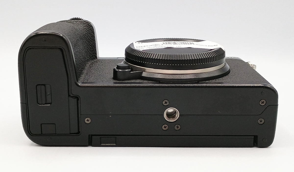 Used Fujifilm X-S10 Mirrorless Camera Body