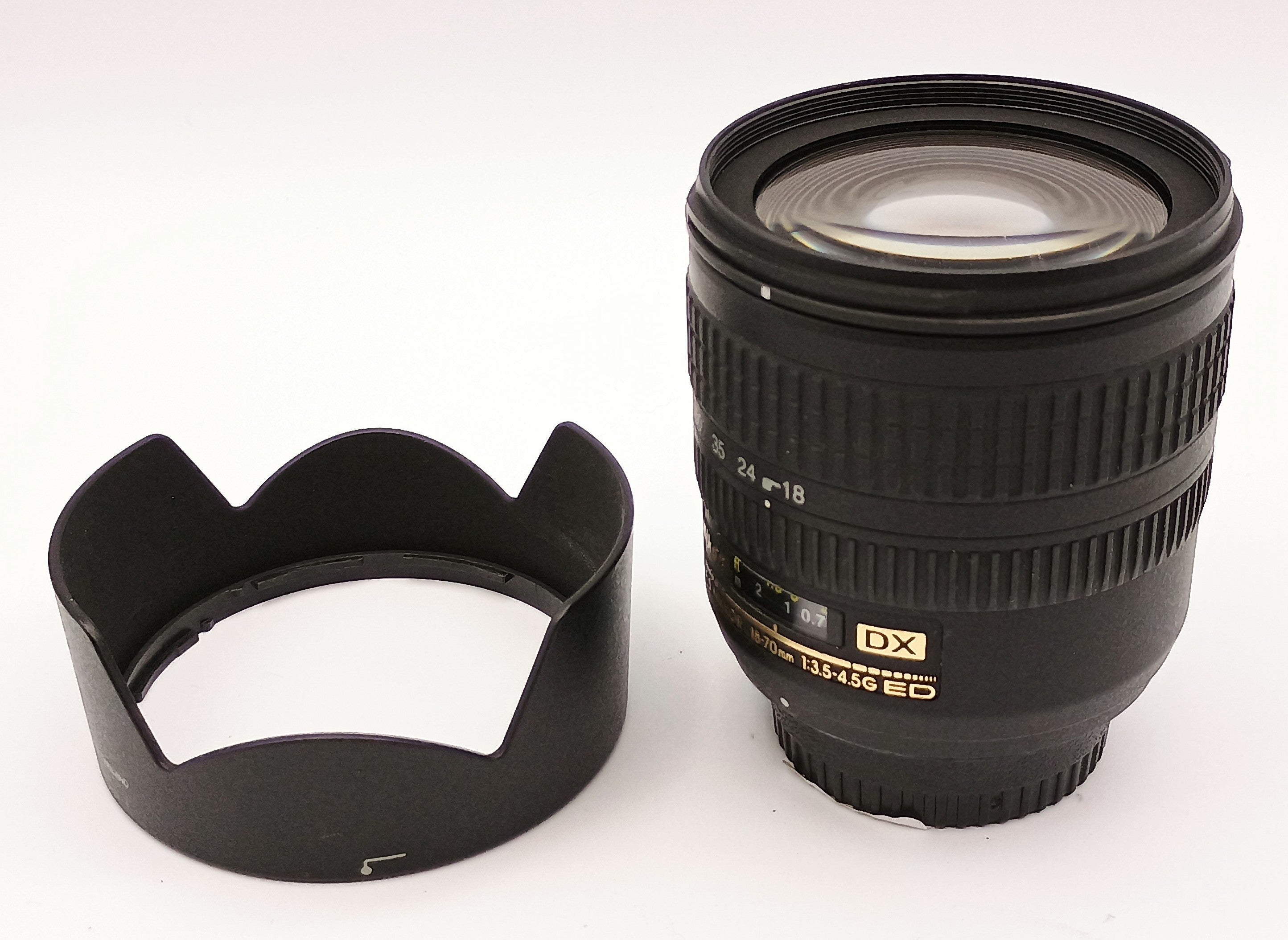 USED NIKON 18-70mm f3.5-4.5 AF-S DX ED